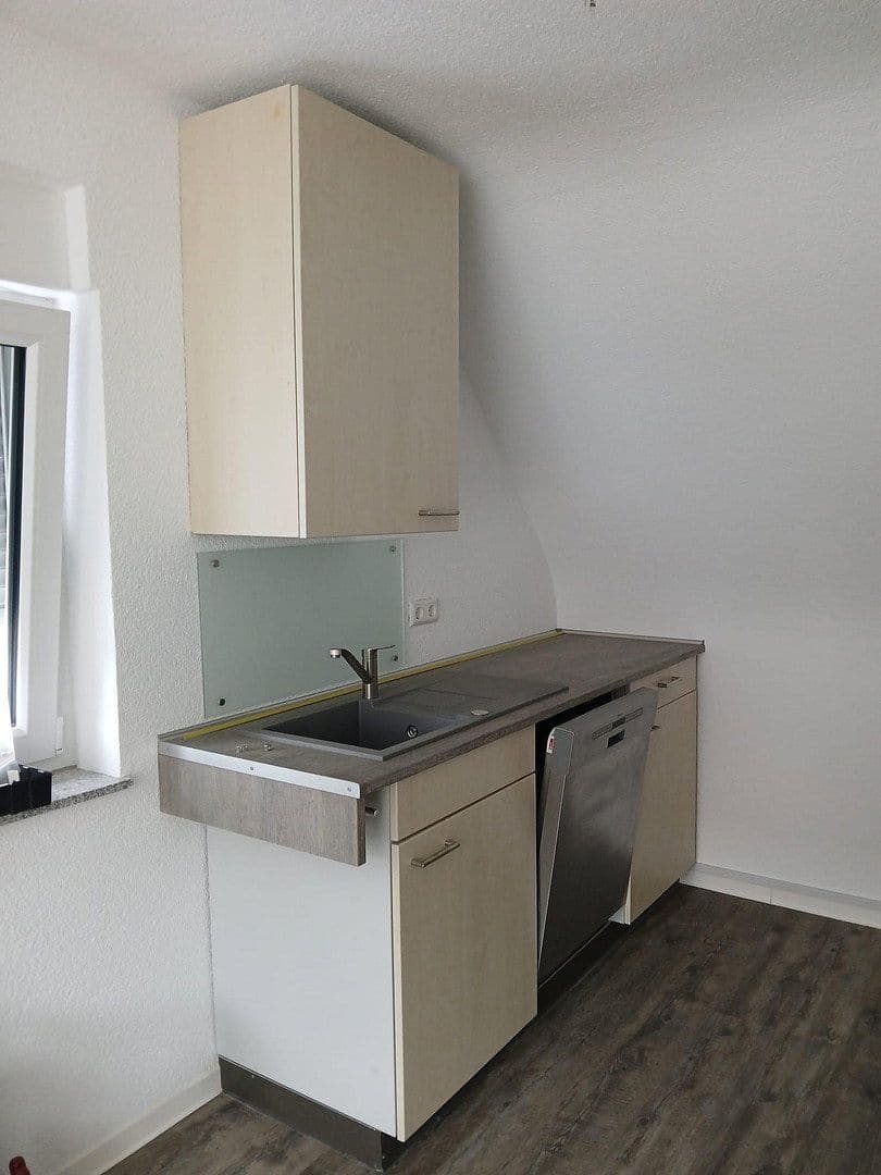 Pronájem bytu 4+1 105 m², Winnenden, Bádensko-Württembersko Pronájem bytu 4+1 105 m², Winnenden, Bádensko-Württembersko