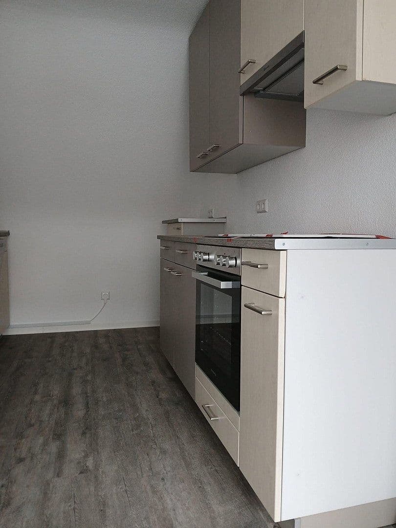 Pronájem bytu 4+1 105 m², Winnenden, Bádensko-Württembersko Pronájem bytu 4+1 105 m², Winnenden, Bádensko-Württembersko
