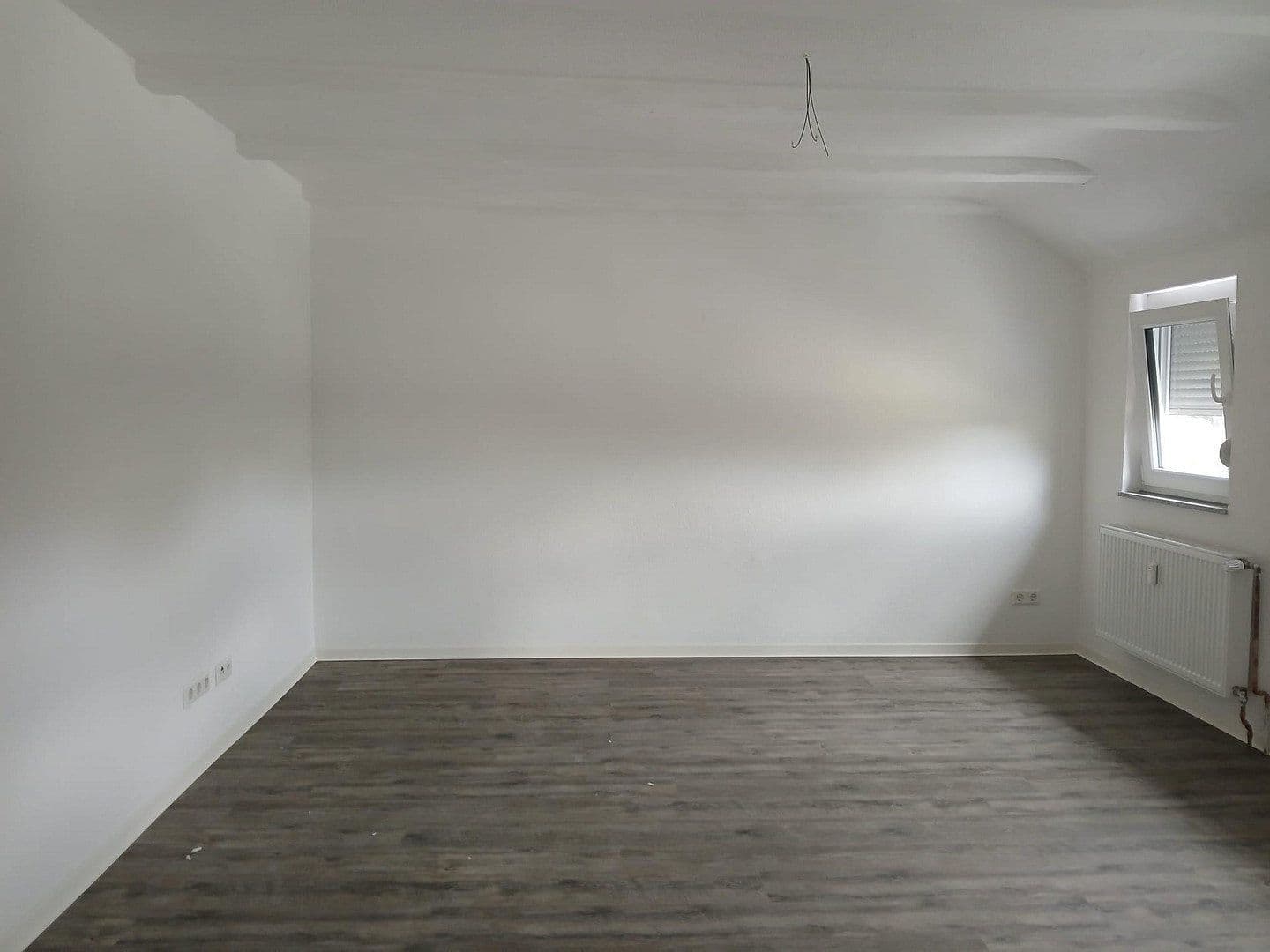 Pronájem bytu 4+1 105 m², Winnenden, Bádensko-Württembersko Pronájem bytu 4+1 105 m², Winnenden, Bádensko-Württembersko