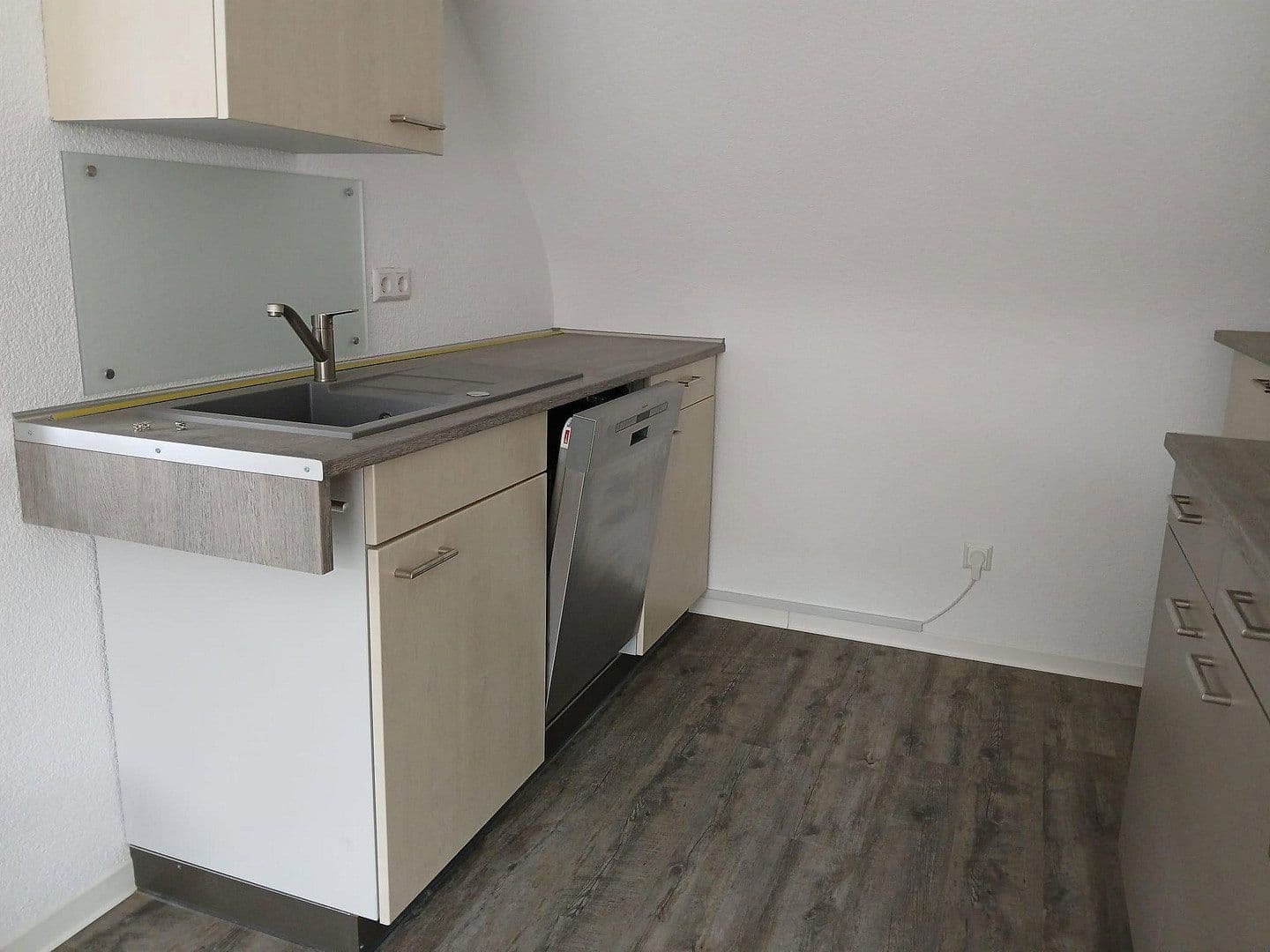 Pronájem bytu 4+1 105 m², Winnenden, Bádensko-Württembersko Pronájem bytu 4+1 105 m², Winnenden, Bádensko-Württembersko