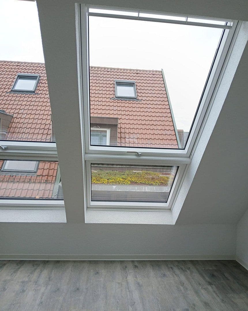 Pronájem bytu 4+1 105 m², Winnenden, Bádensko-Württembersko Pronájem bytu 4+1 105 m², Winnenden, Bádensko-Württembersko
