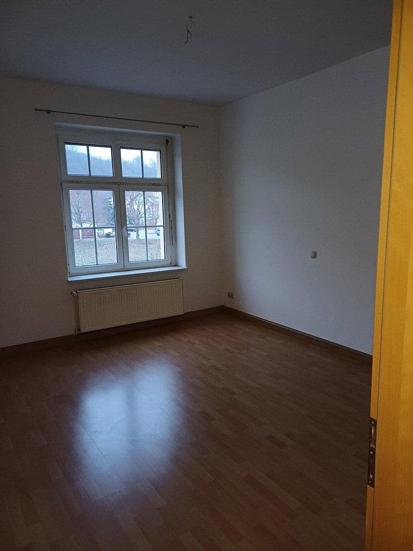 Pronájem bytu 2+1 74 m², Schellingstr. 12, Gera-Untermhaus, Durynsko Pronájem bytu 2+1 74 m², Schellingstr. 12, Gera-Untermhaus, Durynsko