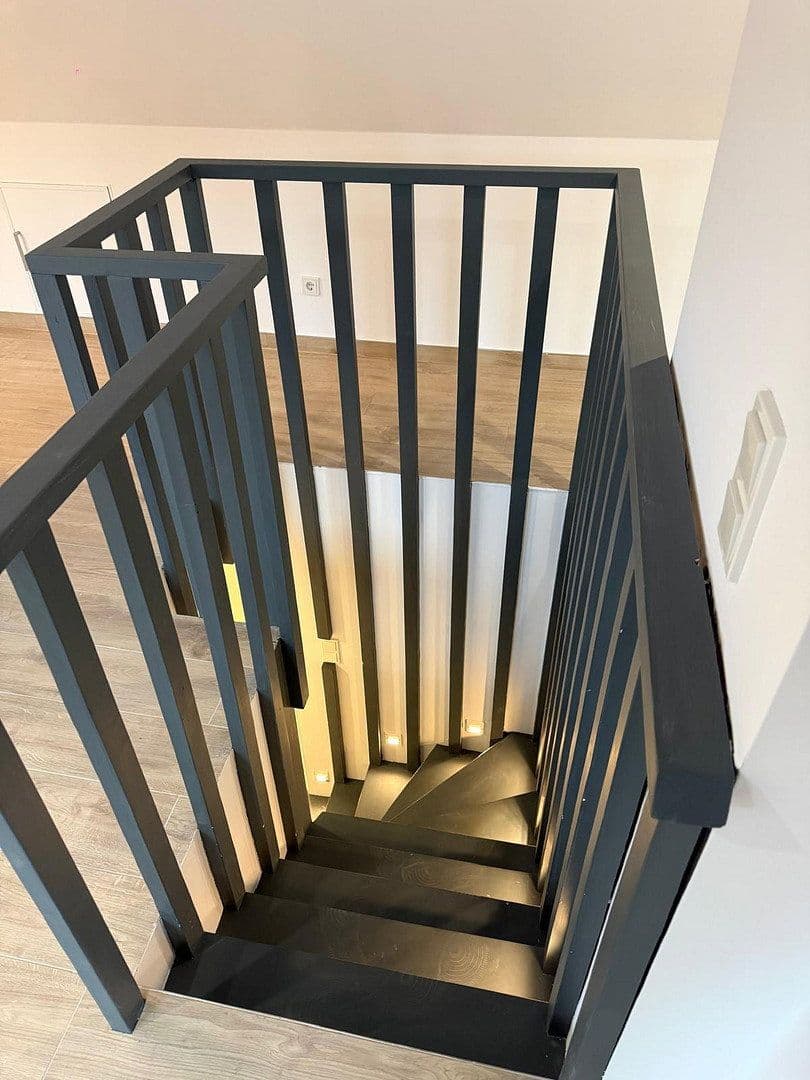 Pronájem domu 190 m², pozemek 270 m², Frankfurter Str. 9, Glashütten, Hessen Pronájem domu 190 m², pozemek 270 m², Frankfurter Str. 9, Glashütten, Hessen