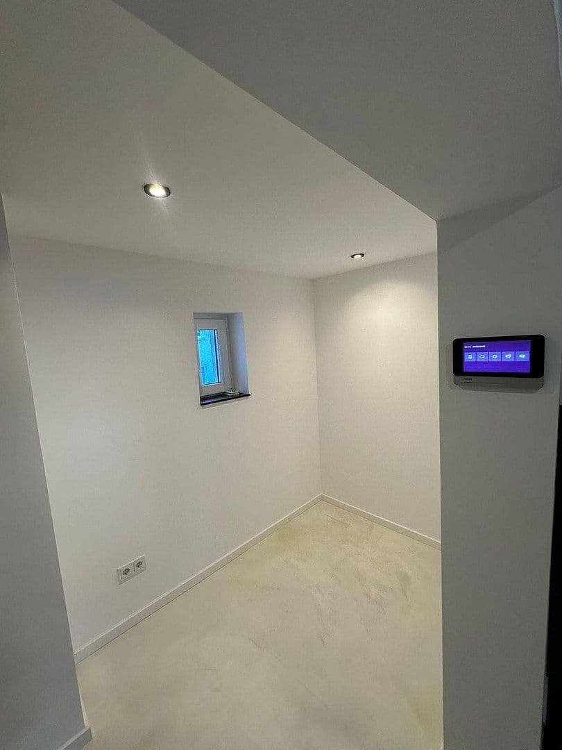 Pronájem domu 190 m², pozemek 270 m², Frankfurter Str. 9, Glashütten, Hessen Pronájem domu 190 m², pozemek 270 m², Frankfurter Str. 9, Glashütten, Hessen