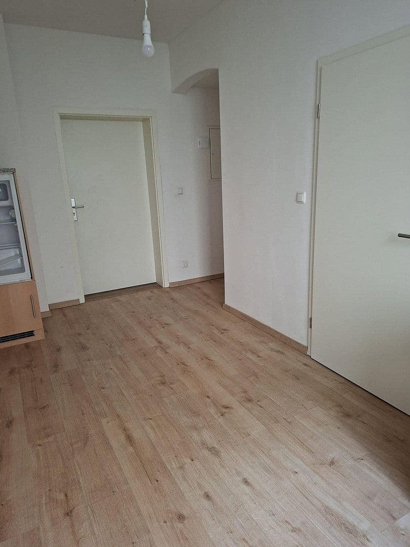 Pronájem bytu 3+1 28 m², Hof, Bavorsko Pronájem bytu 3+1 28 m², Hof, Bavorsko