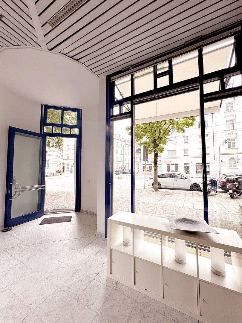 Pronájem nebytového prostoru 125 m², Steinstraße 54, München, Bavorsko Pronájem nebytového prostoru 125 m², Steinstraße 54, München, Bavorsko