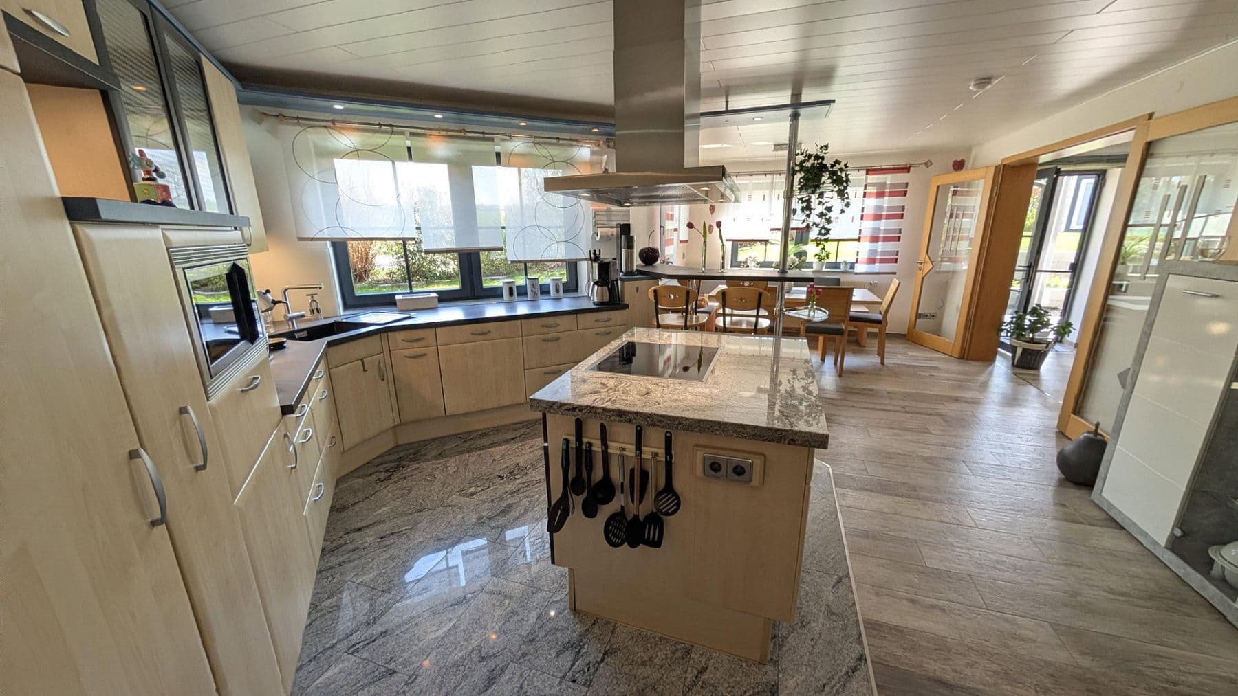 Prodej domu 232 m², pozemek 929 m², Goldkronach, Bavorsko Prodej domu 232 m², pozemek 929 m², Goldkronach, Bavorsko