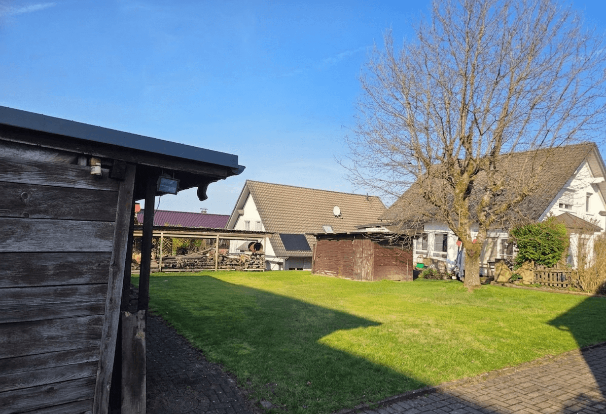 Prodej domu 150 m², pozemek 917 m², Uhlandweg 16, Waldbröl, Severní Porýní-Vestfálsko Prodej domu 150 m², pozemek 917 m², Uhlandweg 16, Waldbröl, Severní Porýní-Vestfálsko