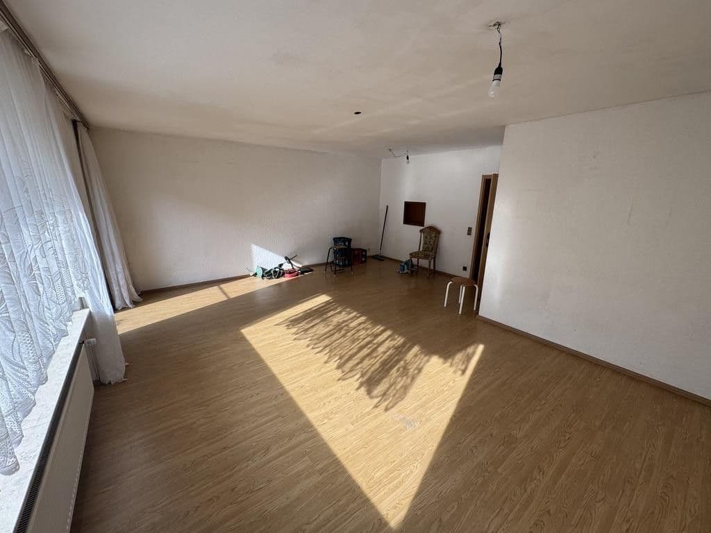 Prodej domu 120 m², pozemek 147 m², Hofheim am Taunus, Hessen Prodej domu 120 m², pozemek 147 m², Hofheim am Taunus, Hessen