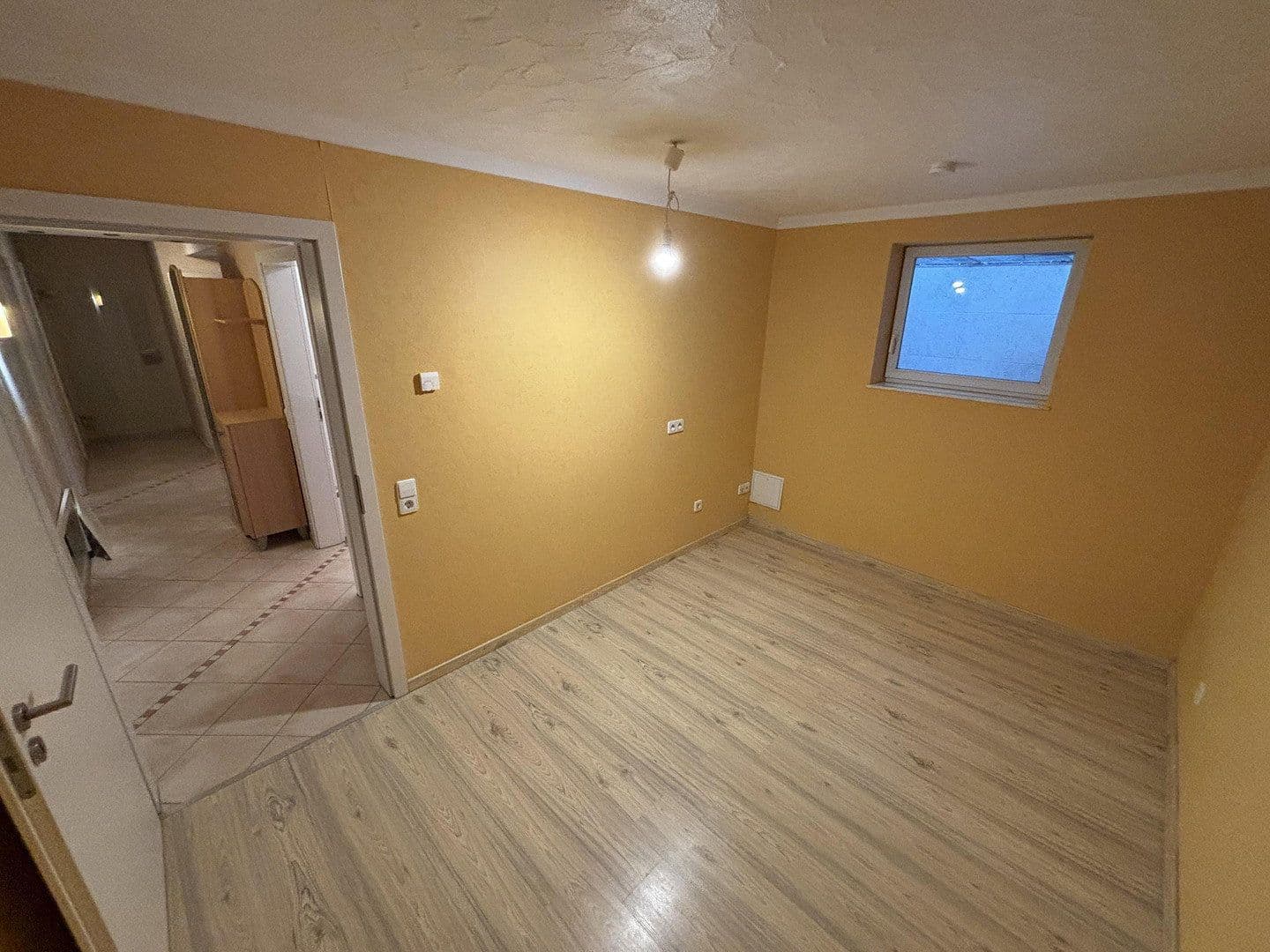 Pronájem bytu 3+kk 96 m², Schöntal, Bádensko-Württembersko Pronájem bytu 3+kk 96 m², Schöntal, Bádensko-Württembersko