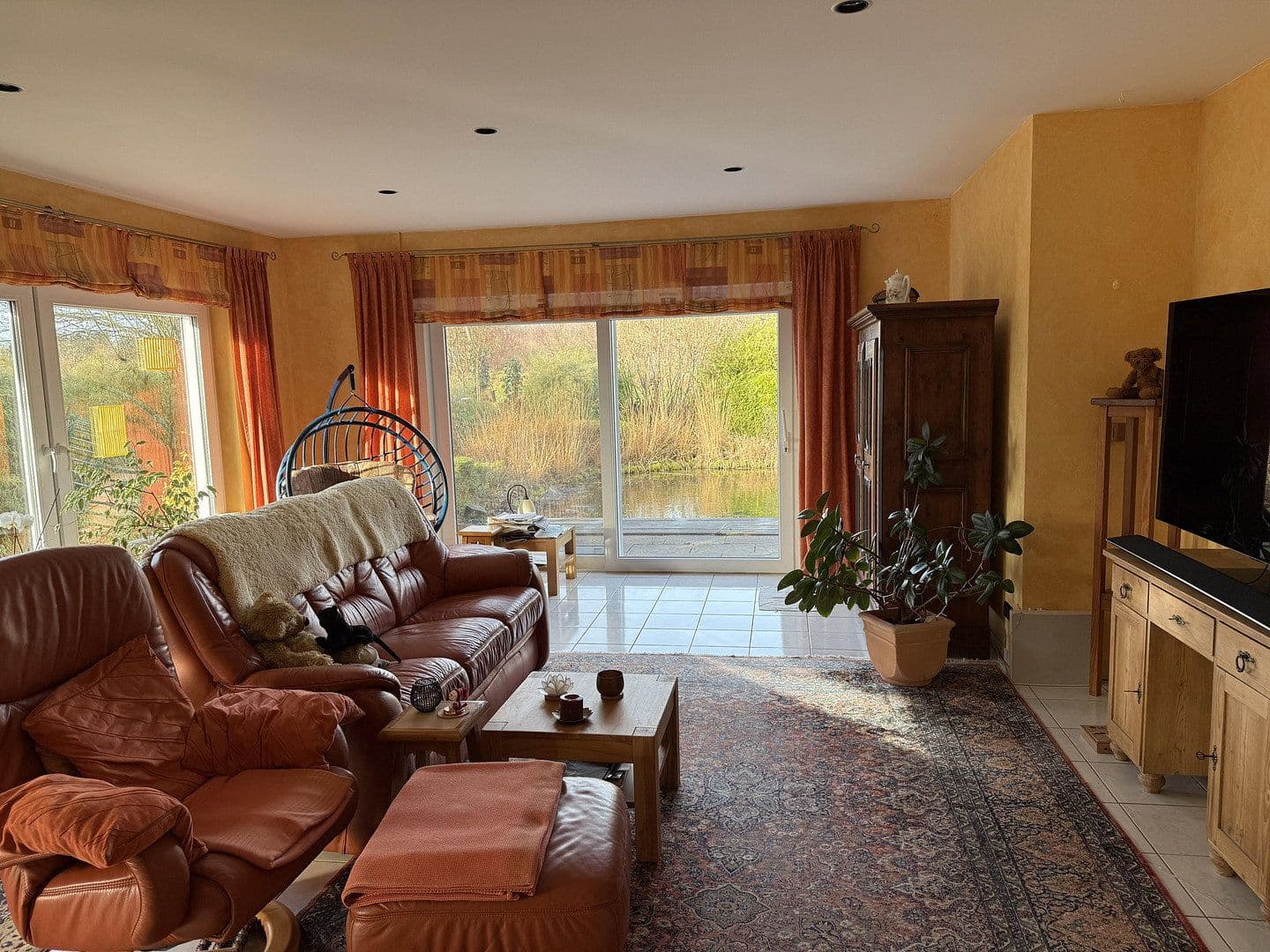 Prodej domu 240 m², pozemek 992 m², Weyerbusch, Porýní-Falc Prodej domu 240 m², pozemek 992 m², Weyerbusch, Porýní-Falc