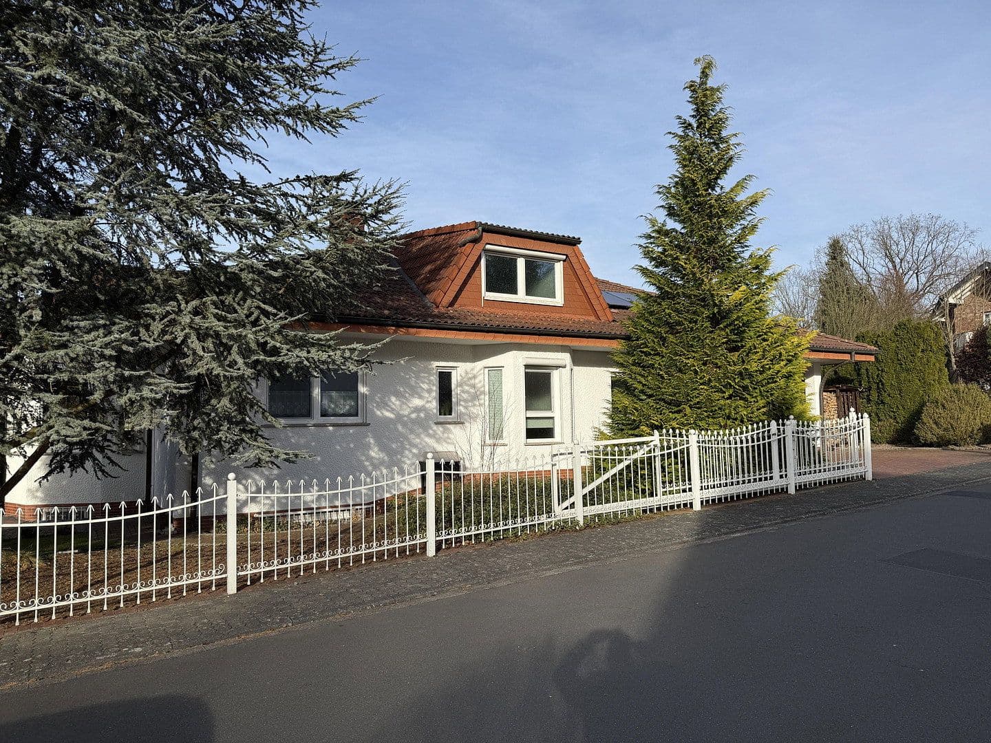 Prodej domu 240 m², pozemek 992 m², Weyerbusch, Porýní-Falc Prodej domu 240 m², pozemek 992 m², Weyerbusch, Porýní-Falc