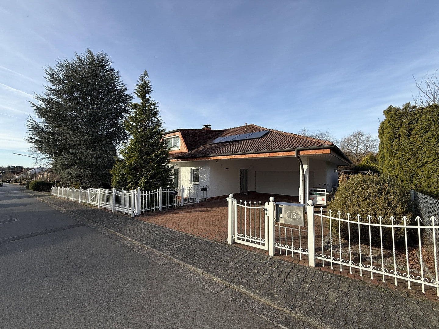 Prodej domu 240 m², pozemek 992 m², Weyerbusch, Porýní-Falc Prodej domu 240 m², pozemek 992 m², Weyerbusch, Porýní-Falc