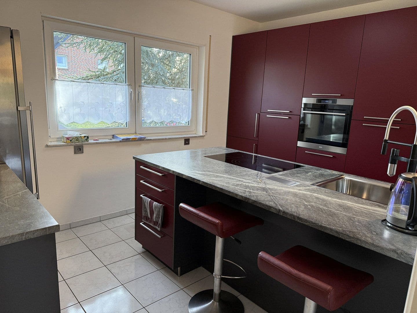 Prodej domu 240 m², pozemek 992 m², Weyerbusch, Porýní-Falc Prodej domu 240 m², pozemek 992 m², Weyerbusch, Porýní-Falc
