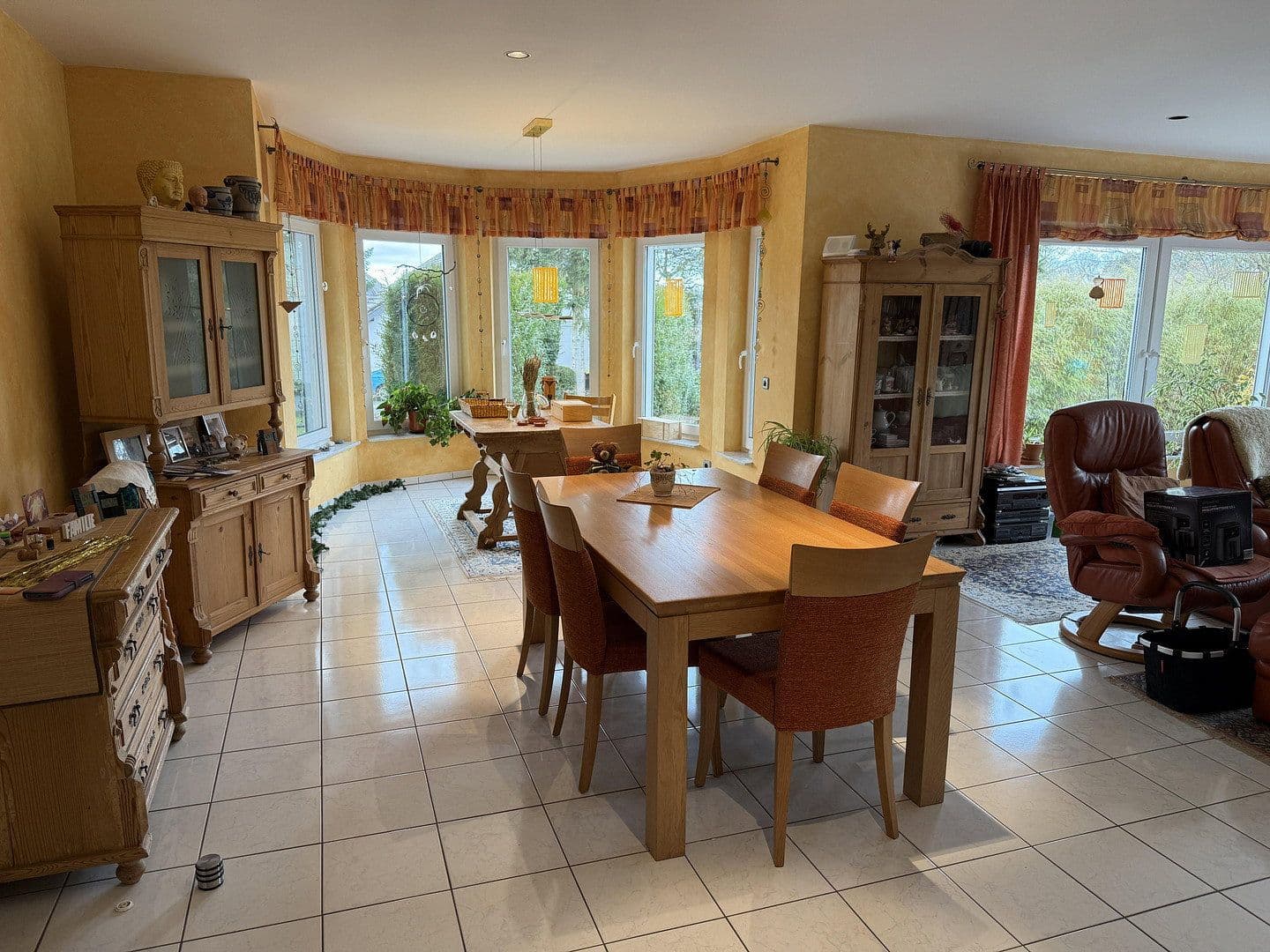 Prodej domu 240 m², pozemek 992 m², Weyerbusch, Porýní-Falc Prodej domu 240 m², pozemek 992 m², Weyerbusch, Porýní-Falc