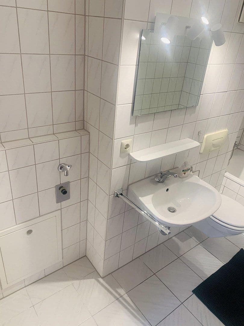 Pronájem bytu 1+kk 46 m², An der Echaz 23, Pfullingen, Bádensko-Württembersko Pronájem bytu 1+kk 46 m², An der Echaz 23, Pfullingen, Bádensko-Württembersko