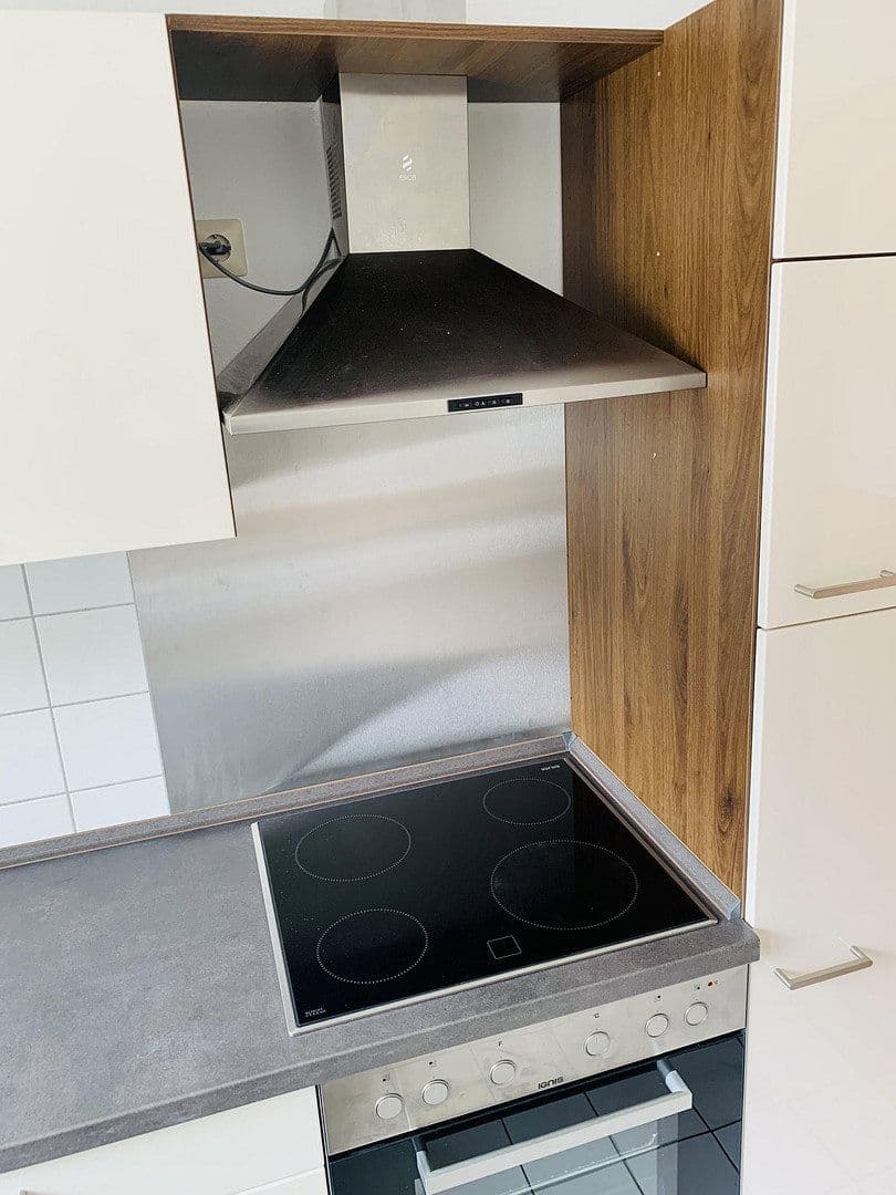 Pronájem bytu 1+kk 46 m², An der Echaz 23, Pfullingen, Bádensko-Württembersko Pronájem bytu 1+kk 46 m², An der Echaz 23, Pfullingen, Bádensko-Württembersko