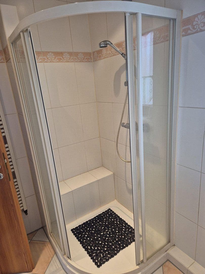 Prodej domu 131 m², pozemek 230 m², Stade, Dolní Sasko Prodej domu 131 m², pozemek 230 m², Stade, Dolní Sasko