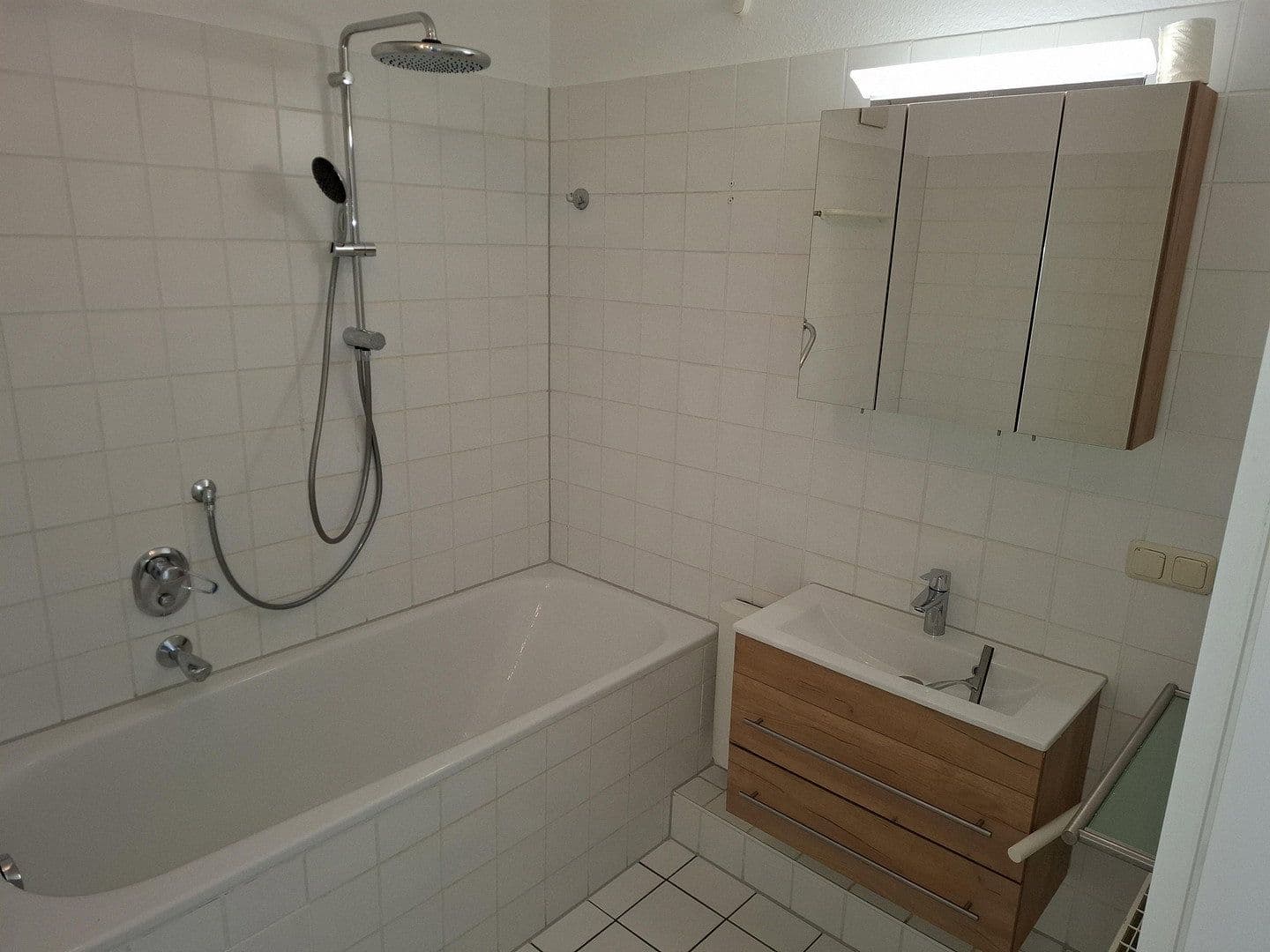 Pronájem bytu 3+kk 93 m², Waldallee 7.42, Eppstein, Hessen Pronájem bytu 3+kk 93 m², Waldallee 7.42, Eppstein, Hessen