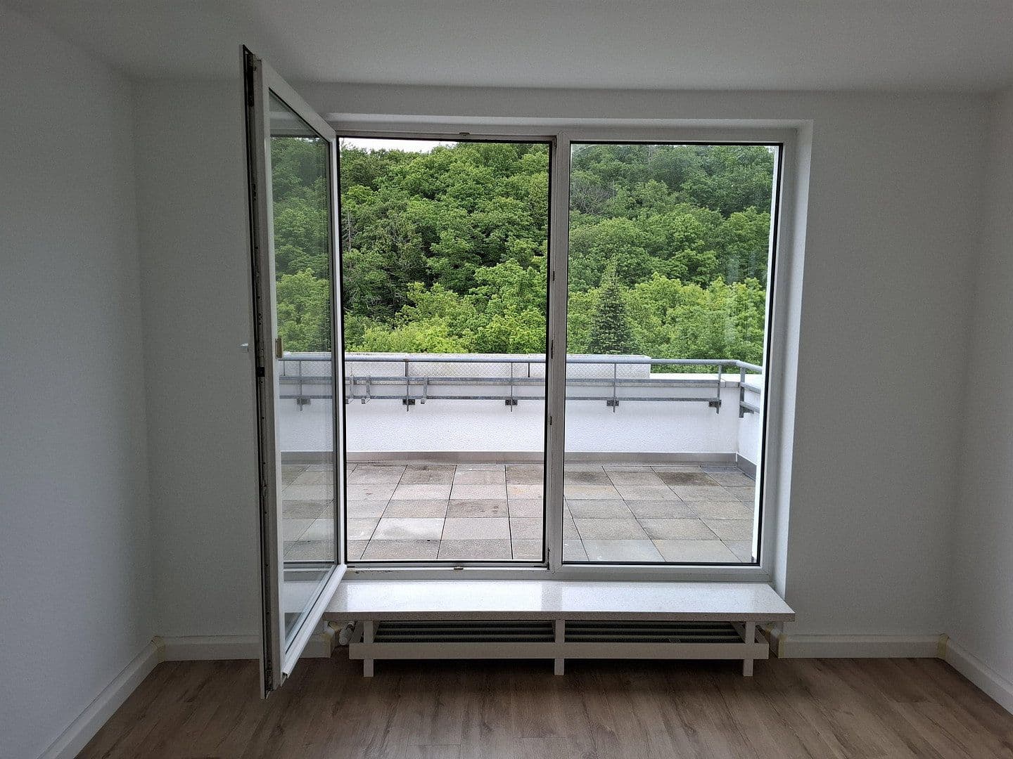 Pronájem bytu 3+kk 93 m², Waldallee 7.42, Eppstein, Hessen Pronájem bytu 3+kk 93 m², Waldallee 7.42, Eppstein, Hessen