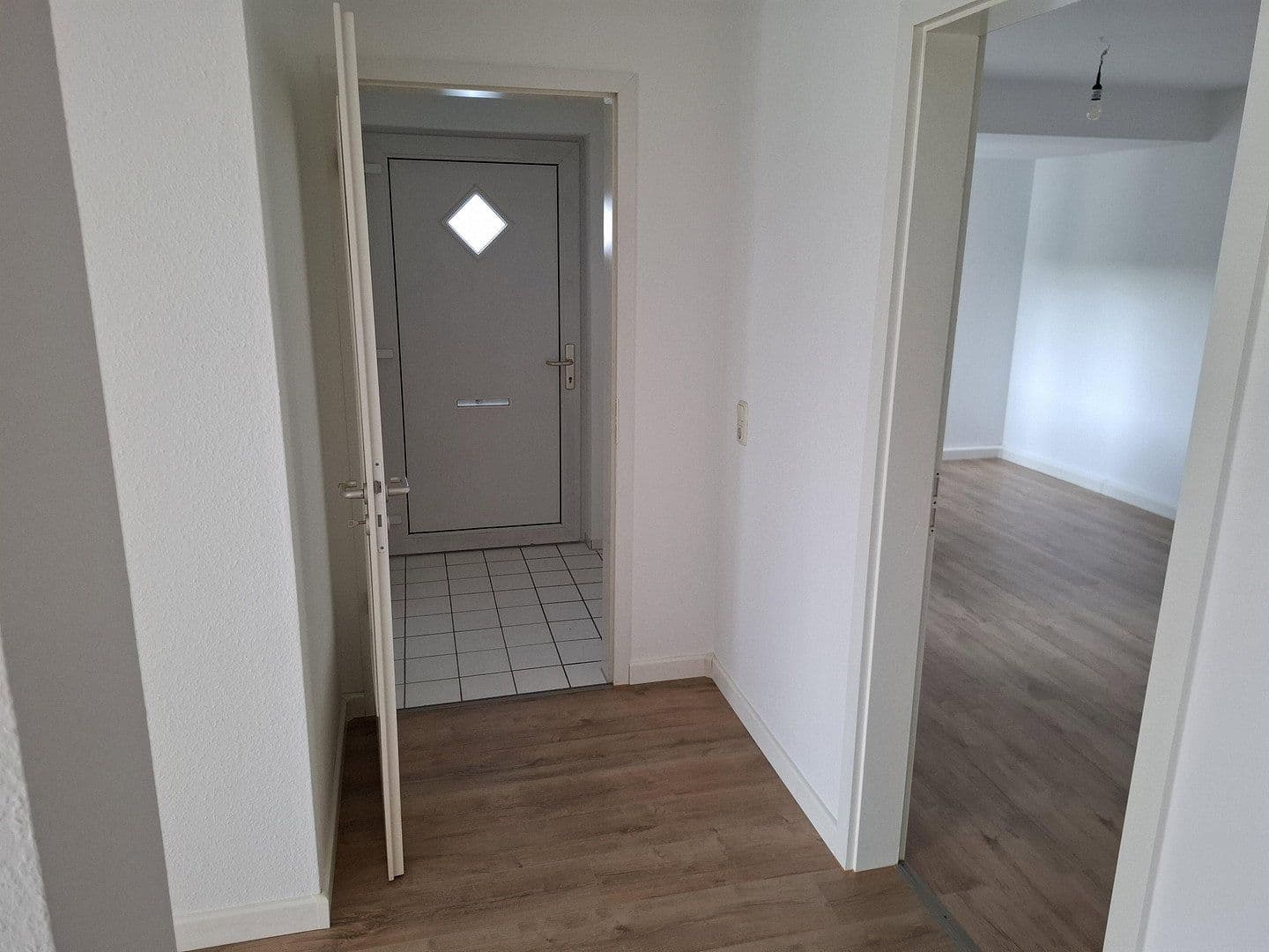 Pronájem bytu 3+kk 93 m², Waldallee 7.42, Eppstein, Hessen Pronájem bytu 3+kk 93 m², Waldallee 7.42, Eppstein, Hessen