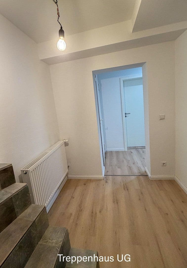 Pronájem domu 151 m², pozemek 598 m², Oberzent, Hessen Pronájem domu 151 m², pozemek 598 m², Oberzent, Hessen