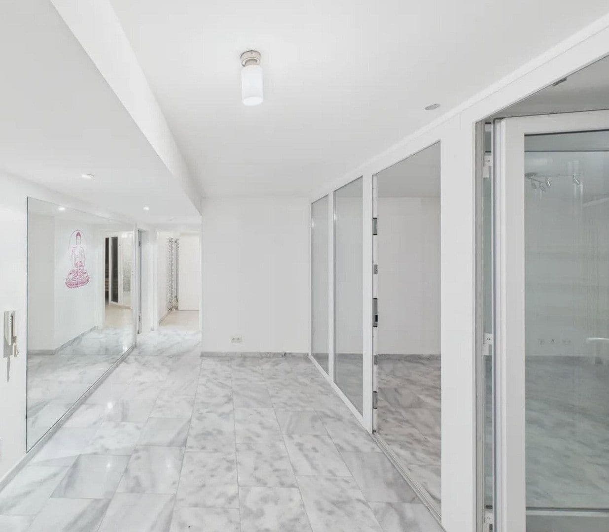 Prodej domu 520 m², pozemek 697 m², Fritz-Ulrich-Str. 105, Heilbronn, Bádensko-Württembersko Prodej domu 520 m², pozemek 697 m², Fritz-Ulrich-Str. 105, Heilbronn, Bádensko-Württembersko