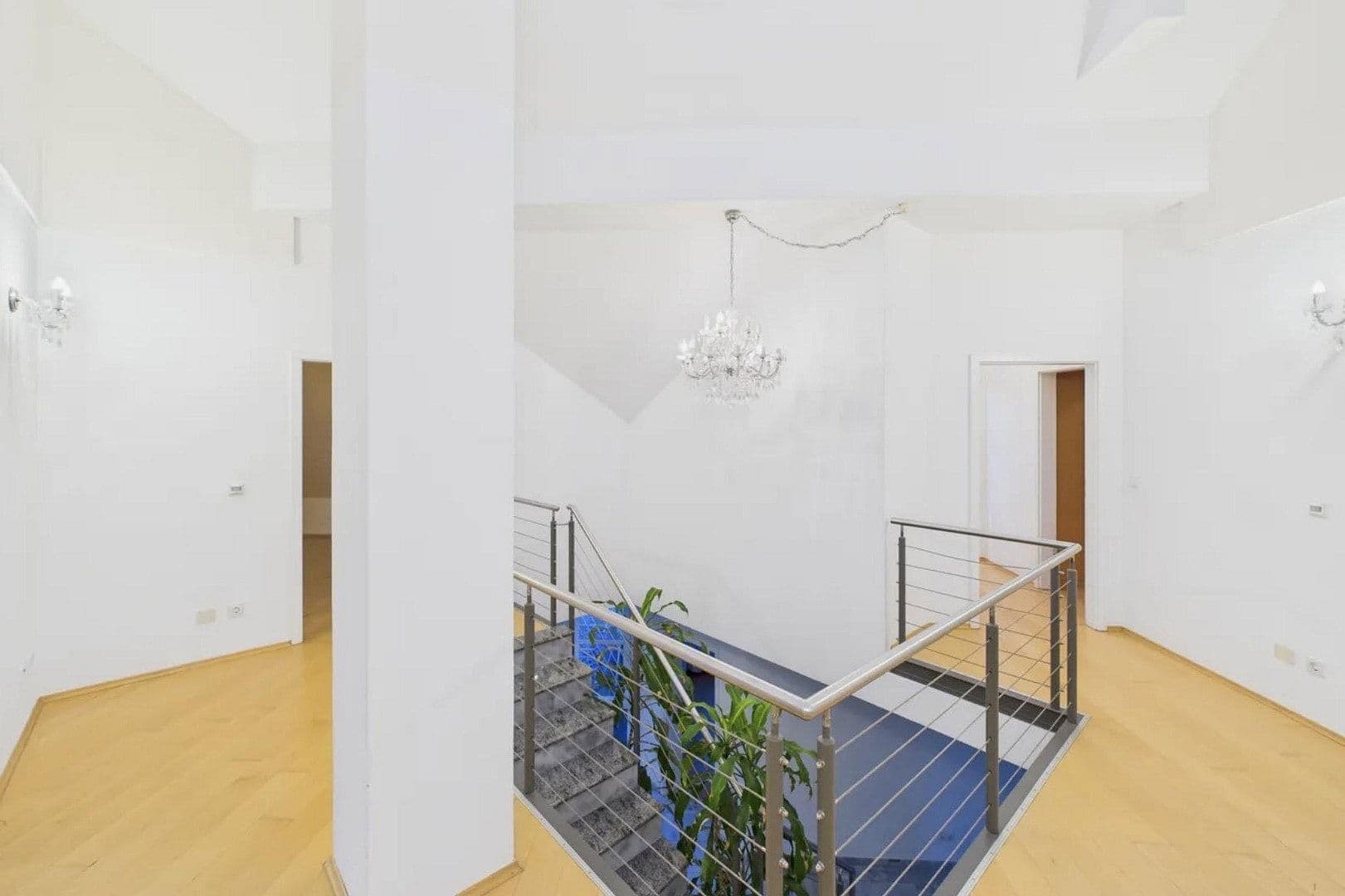 Prodej domu 520 m², pozemek 697 m², Fritz-Ulrich-Str. 105, Heilbronn, Bádensko-Württembersko Prodej domu 520 m², pozemek 697 m², Fritz-Ulrich-Str. 105, Heilbronn, Bádensko-Württembersko