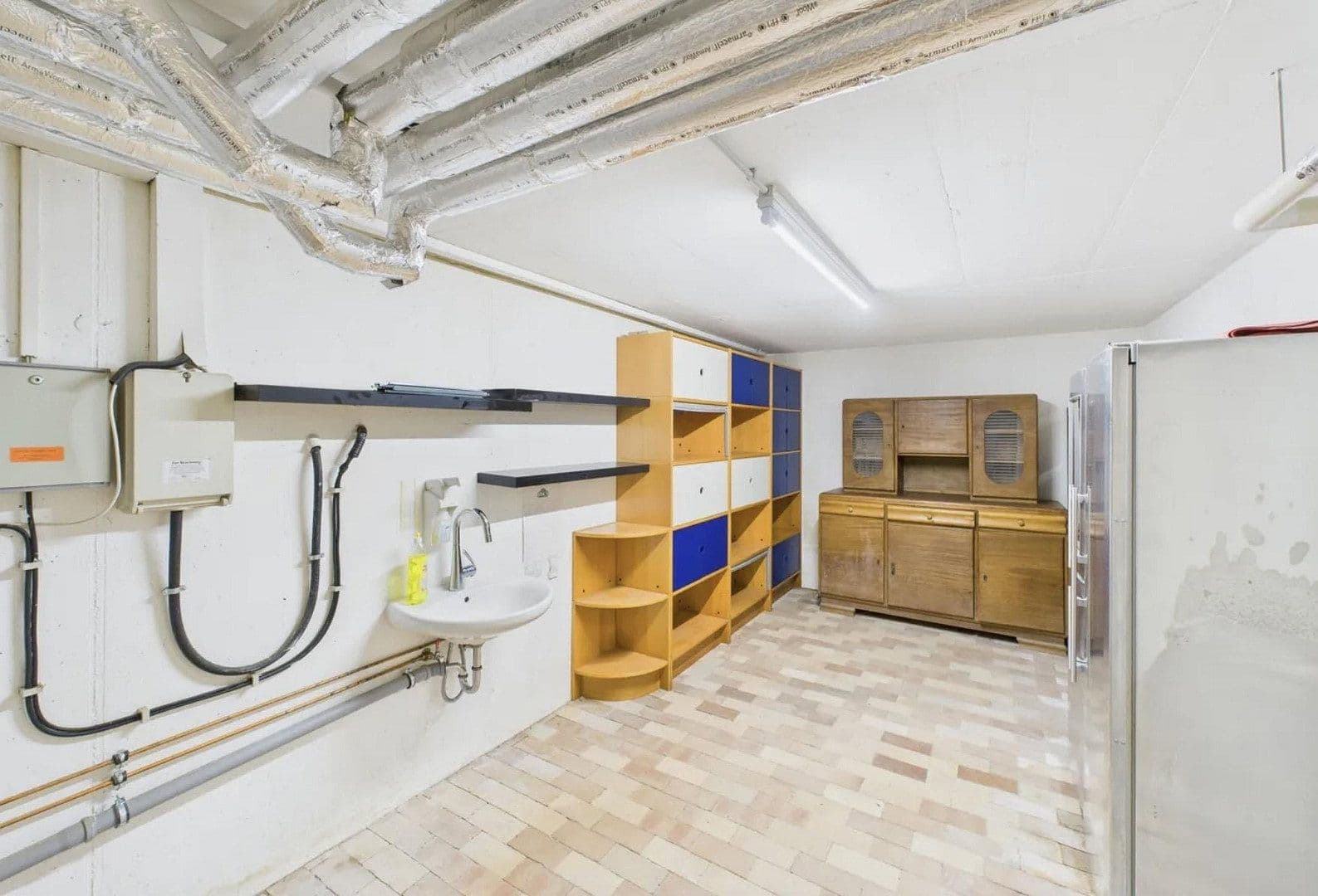 Prodej domu 520 m², pozemek 697 m², Fritz-Ulrich-Str. 105, Heilbronn, Bádensko-Württembersko Prodej domu 520 m², pozemek 697 m², Fritz-Ulrich-Str. 105, Heilbronn, Bádensko-Württembersko