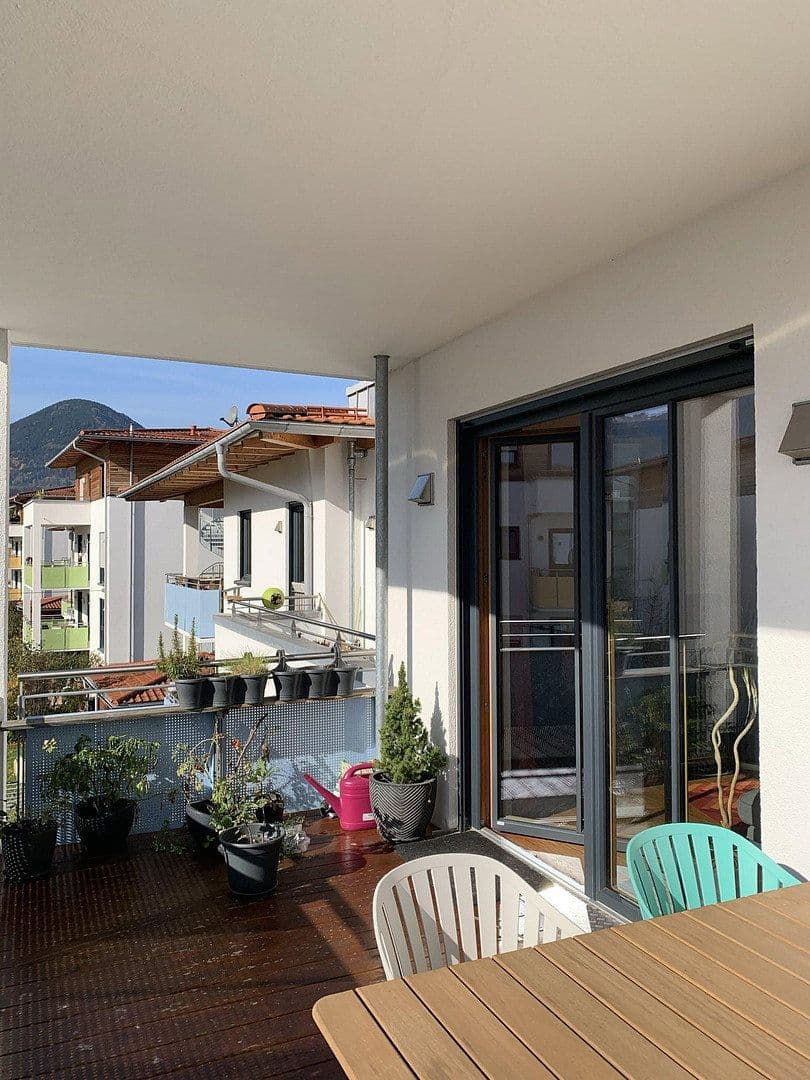 Prodej bytu 3+1 90 m², Inntalstraße 8, Brannenburg, Bavorsko Prodej bytu 3+1 90 m², Inntalstraße 8, Brannenburg, Bavorsko