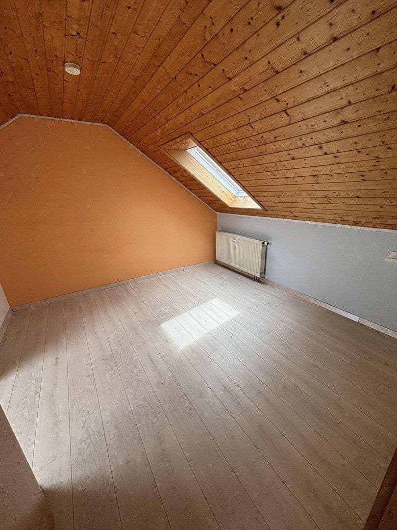 Prodej bytu 5+1 114 m², Empfingen, Bádensko-Württembersko Prodej bytu 5+1 114 m², Empfingen, Bádensko-Württembersko