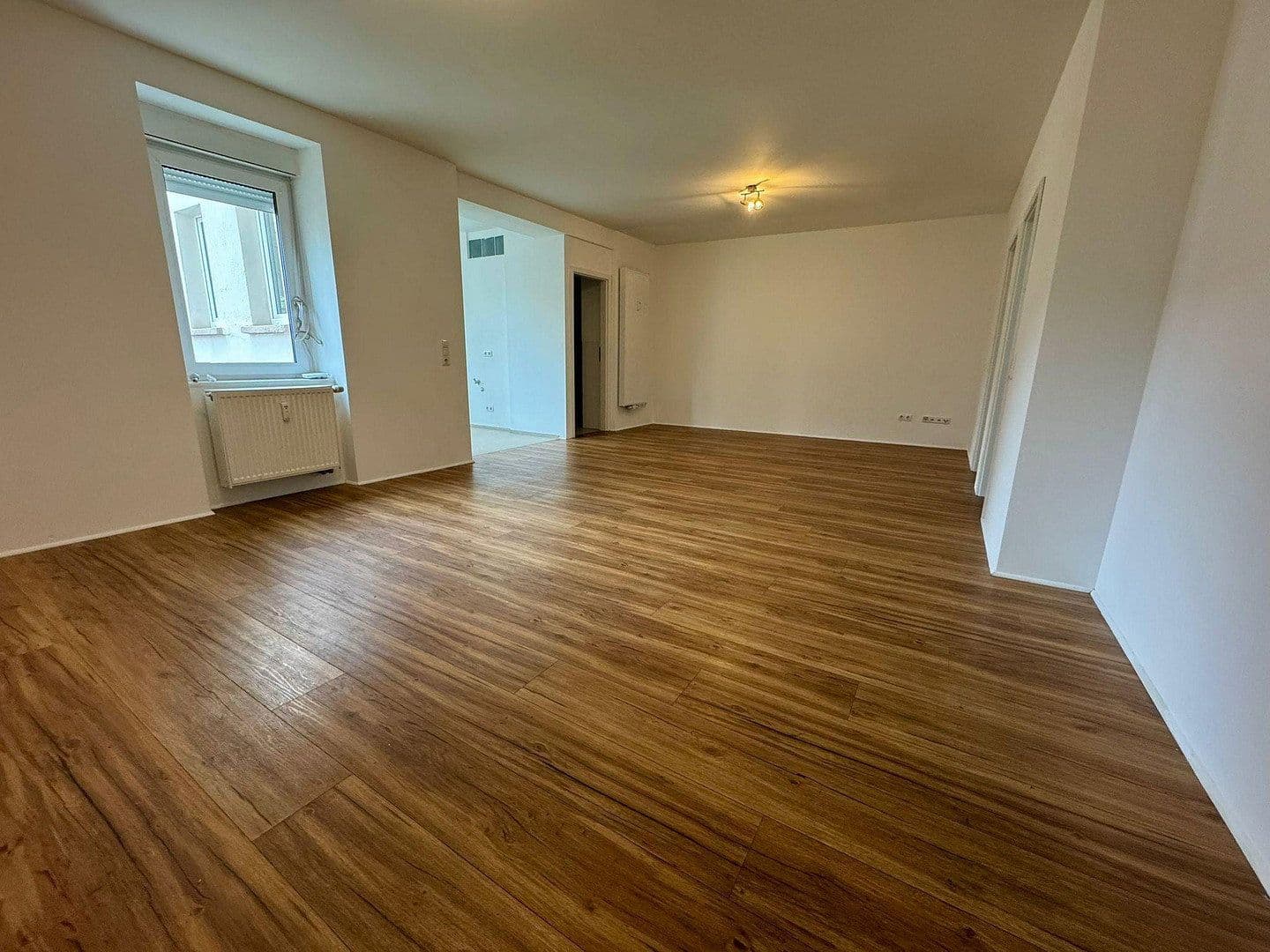 Pronájem bytu 3+1 66 m², Heinrich-Delp-Str. 10 EG, Darmstadt, Hessen Pronájem bytu 3+1 66 m², Heinrich-Delp-Str. 10 EG, Darmstadt, Hessen