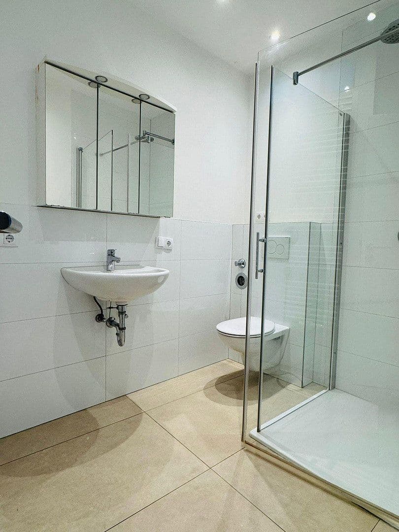 Pronájem bytu 3+1 66 m², Heinrich-Delp-Str. 10 EG, Darmstadt, Hessen Pronájem bytu 3+1 66 m², Heinrich-Delp-Str. 10 EG, Darmstadt, Hessen