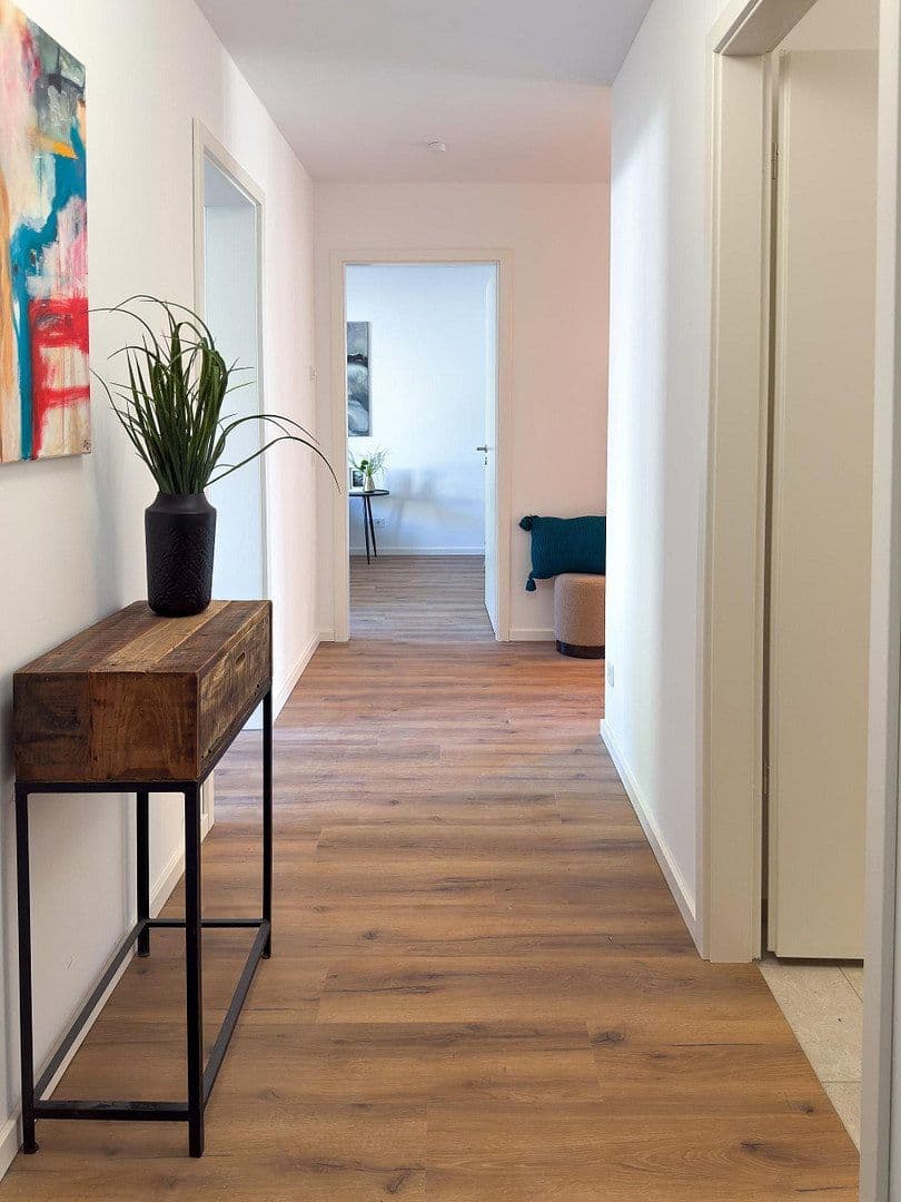 Pronájem bytu 2+1 85 m², Rembrandtstr. 32, Solingen, Severní Porýní-Vestfálsko Pronájem bytu 2+1 85 m², Rembrandtstr. 32, Solingen, Severní Porýní-Vestfálsko