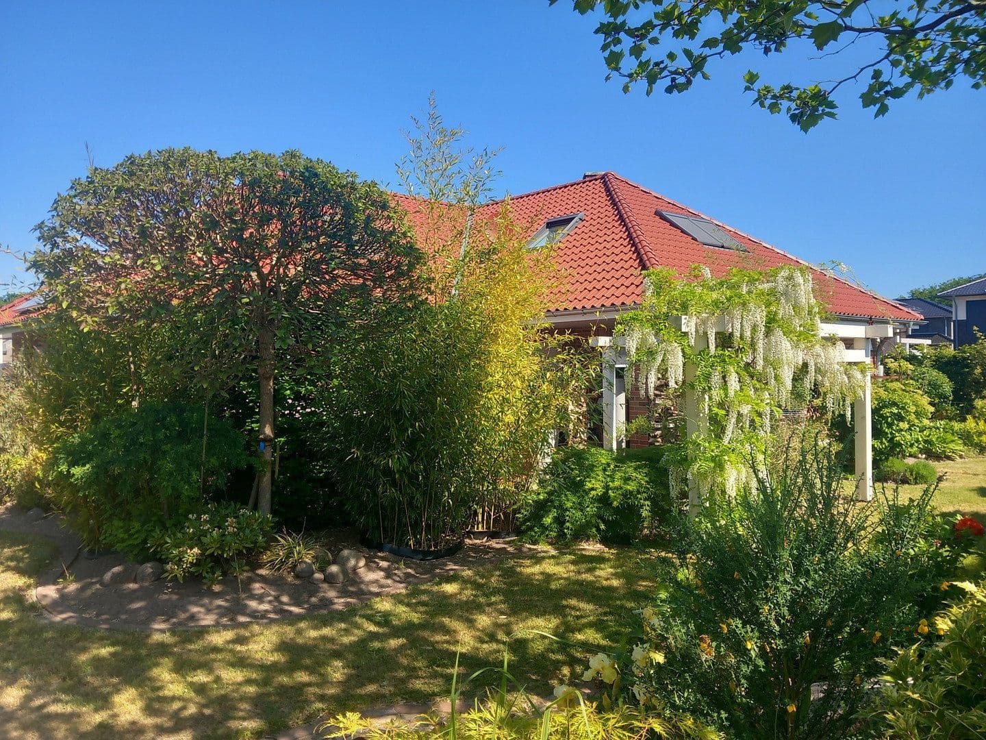 Prodej domu 254 m², pozemek 914 m², Breitenburg, Šlesvicko-Holštýnsko Prodej domu 254 m², pozemek 914 m², Breitenburg, Šlesvicko-Holštýnsko