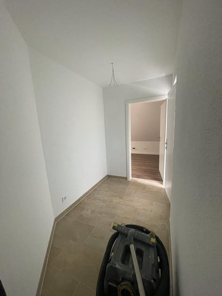 Pronájem bytu 2+kk 100 m², Illertissen, Bavorsko Pronájem bytu 2+kk 100 m², Illertissen, Bavorsko