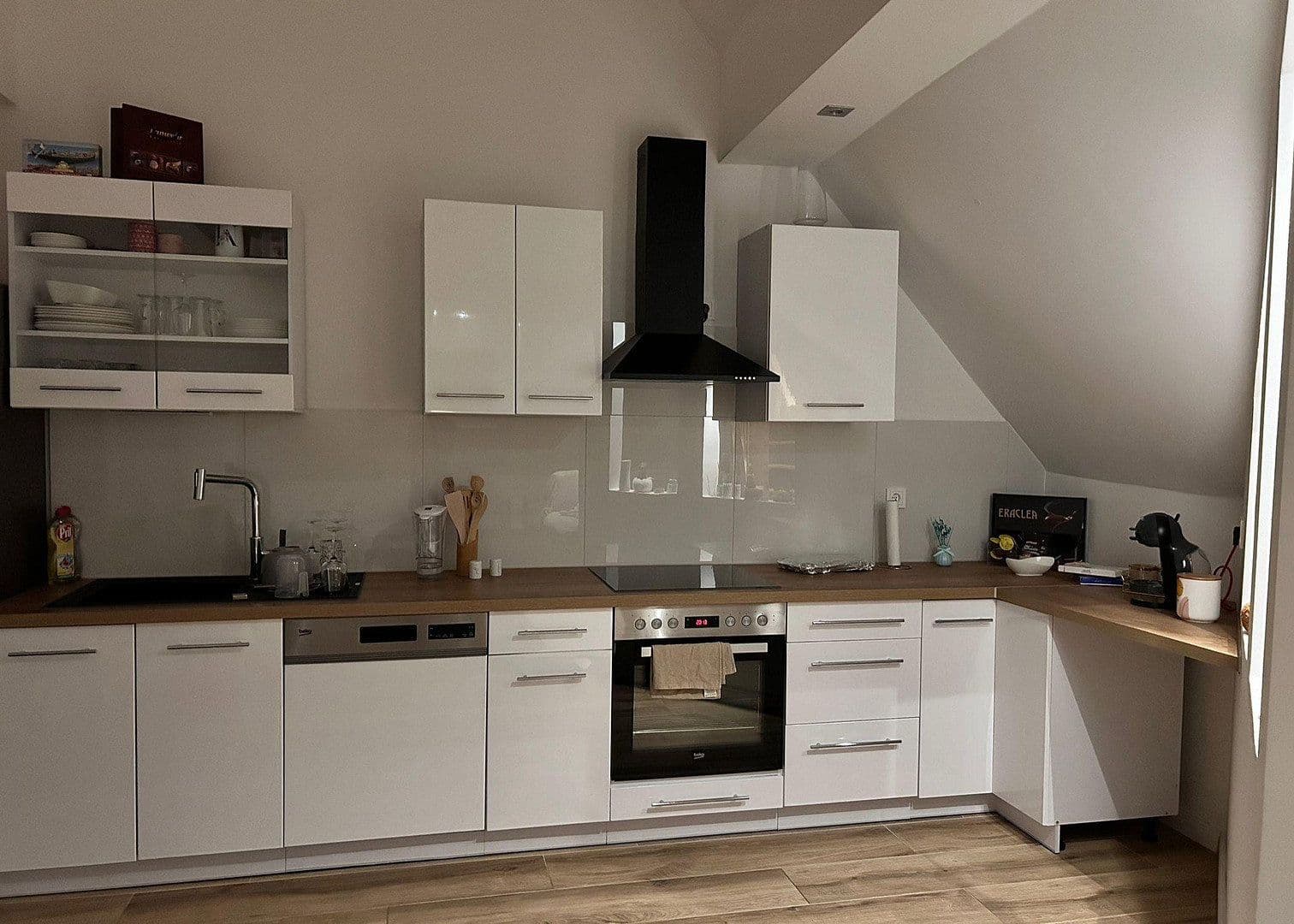 Pronájem bytu 2+kk 100 m², Illertissen, Bavorsko Pronájem bytu 2+kk 100 m², Illertissen, Bavorsko
