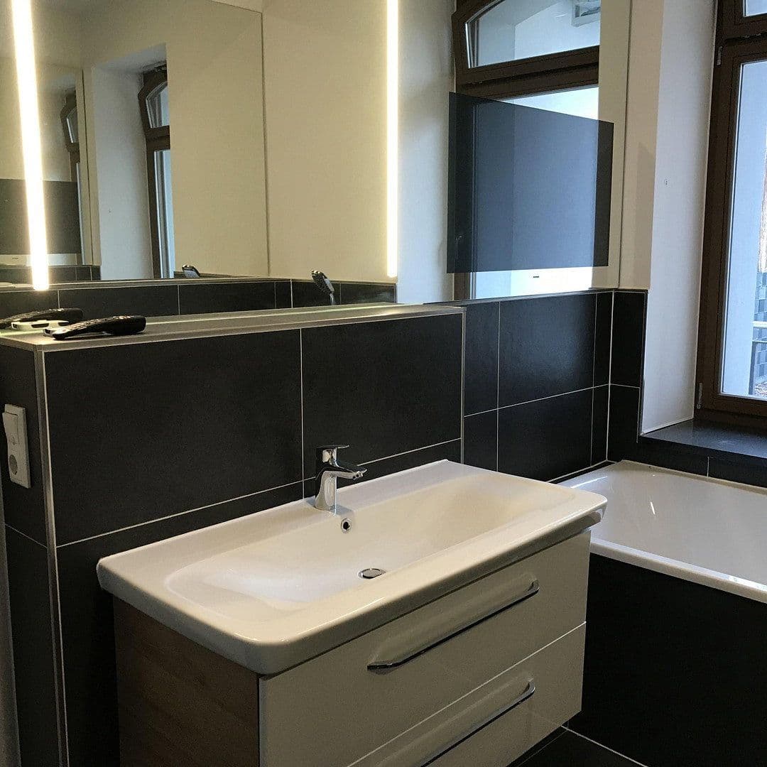 Pronájem bytu 3+1 98 m², Chemnitz, Sasko Pronájem bytu 3+1 98 m², Chemnitz, Sasko