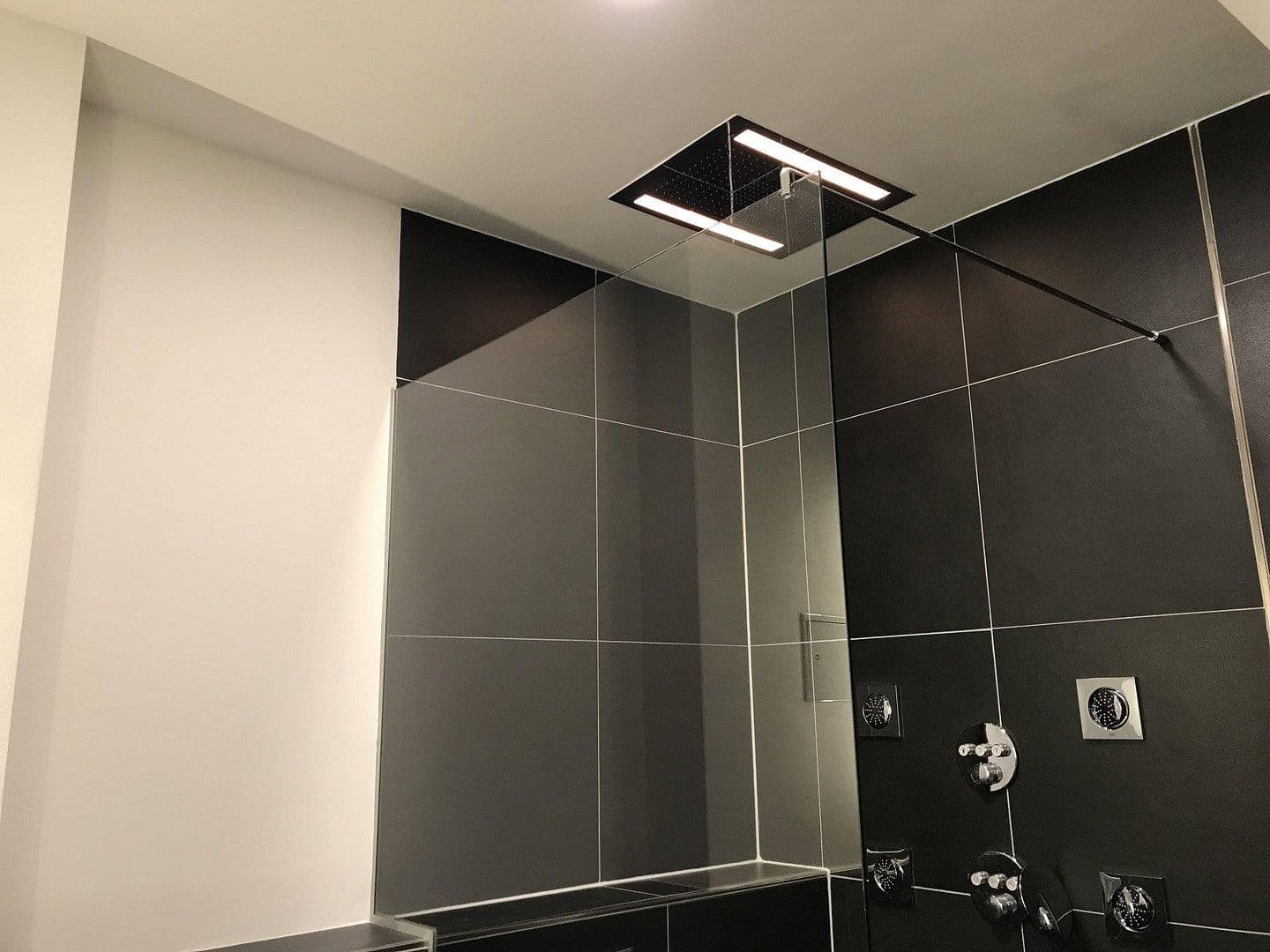 Pronájem bytu 3+1 98 m², Chemnitz, Sasko Pronájem bytu 3+1 98 m², Chemnitz, Sasko