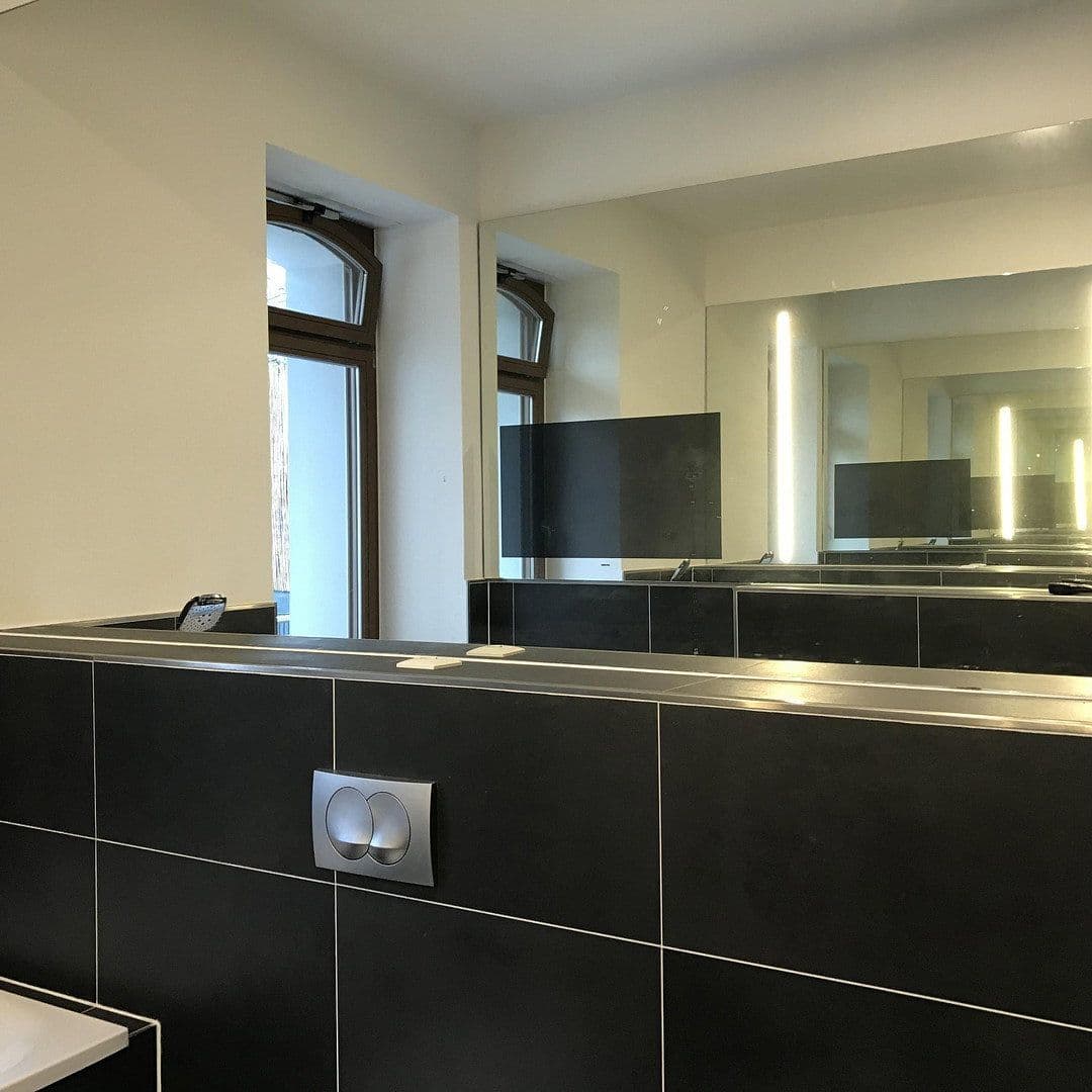 Pronájem bytu 3+1 98 m², Chemnitz, Sasko Pronájem bytu 3+1 98 m², Chemnitz, Sasko