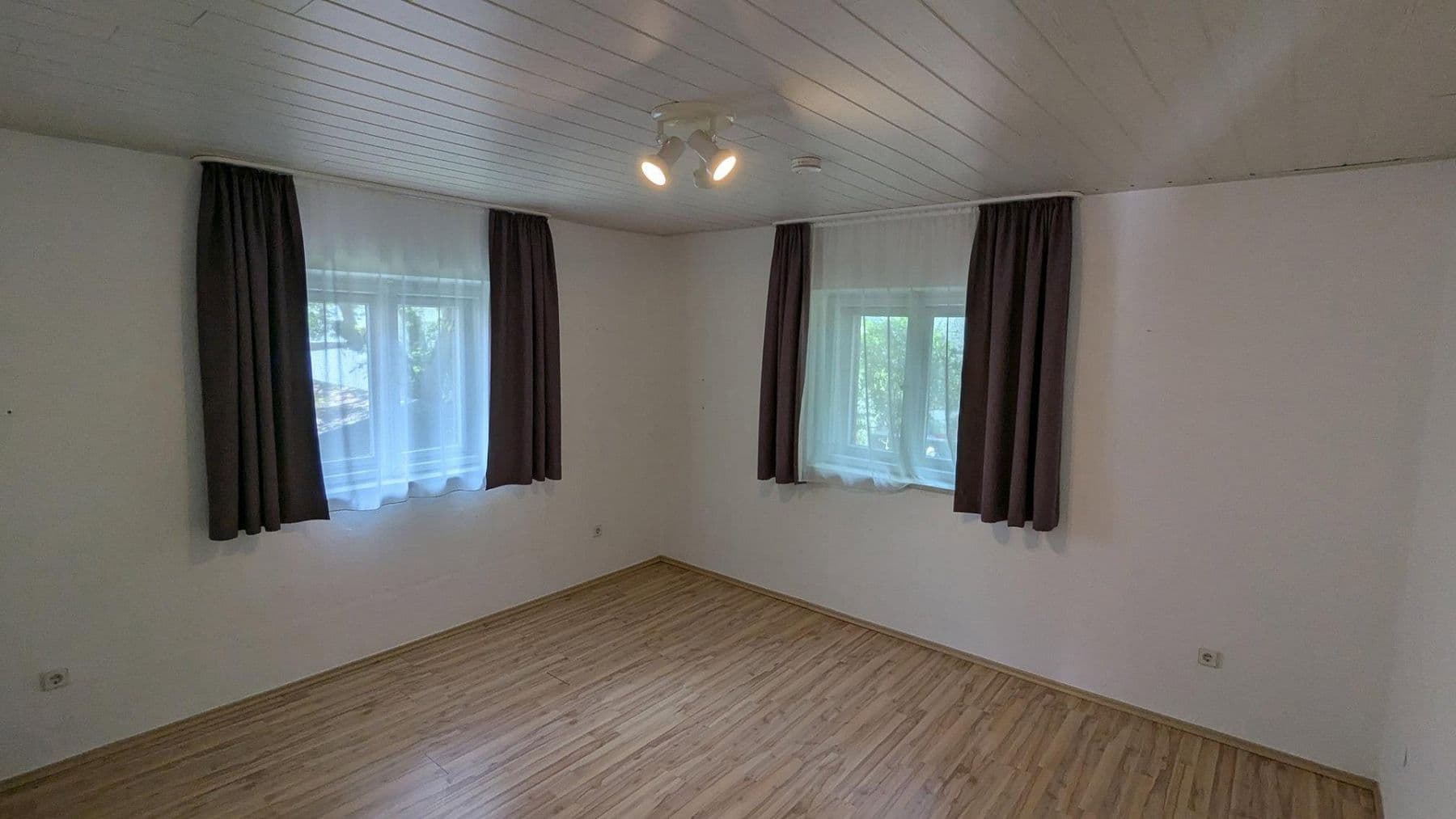 Prodej domu 156 m², pozemek 431 m², Markt Schwaben, Bavorsko Prodej domu 156 m², pozemek 431 m², Markt Schwaben, Bavorsko