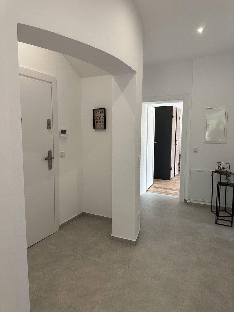 Pronájem bytu 3+1 83 m², Badstr. 131, Egloffstein, Bavorsko Pronájem bytu 3+1 83 m², Badstr. 131, Egloffstein, Bavorsko