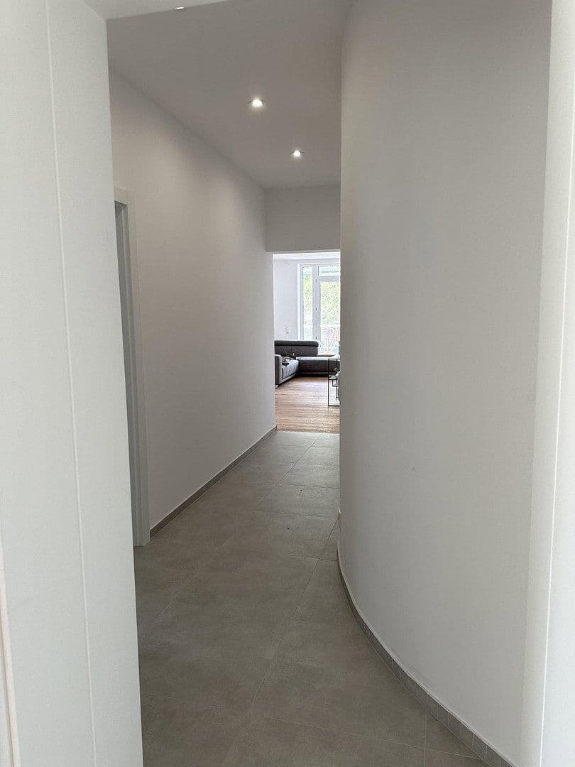 Pronájem bytu 3+1 83 m², Badstr. 131, Egloffstein, Bavorsko Pronájem bytu 3+1 83 m², Badstr. 131, Egloffstein, Bavorsko