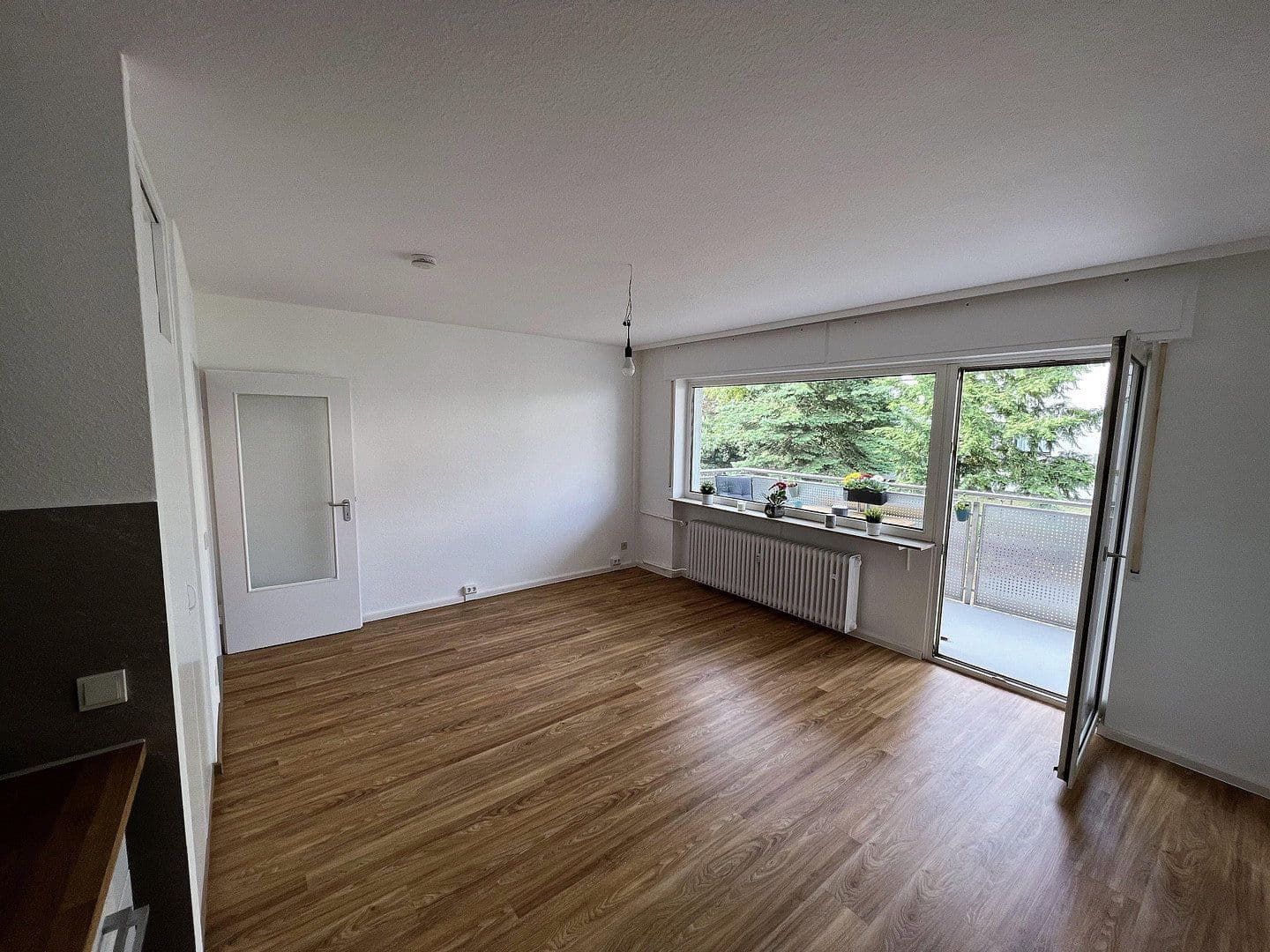 Pronájem bytu 1+1 32 m², Oberursel (Taunus), Hessen Pronájem bytu 1+1 32 m², Oberursel (Taunus), Hessen