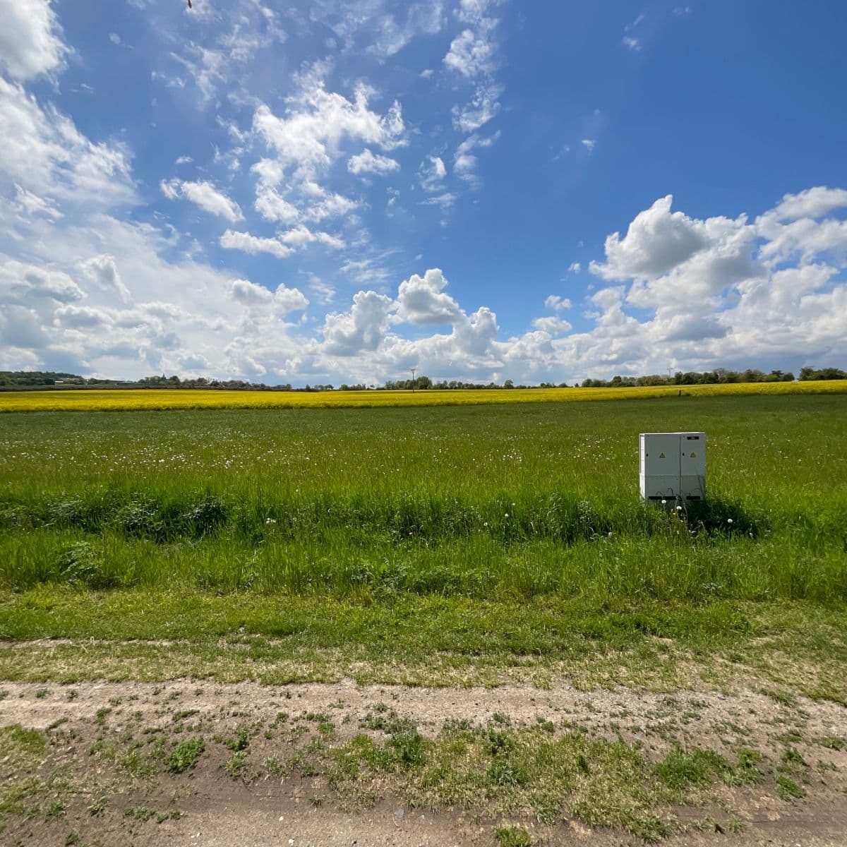 Prodej pozemku 951 m², Ohrádka II, Suchdol, Středočeský kraj Prodej pozemku 951 m², Ohrádka II, Suchdol, Středočeský kraj