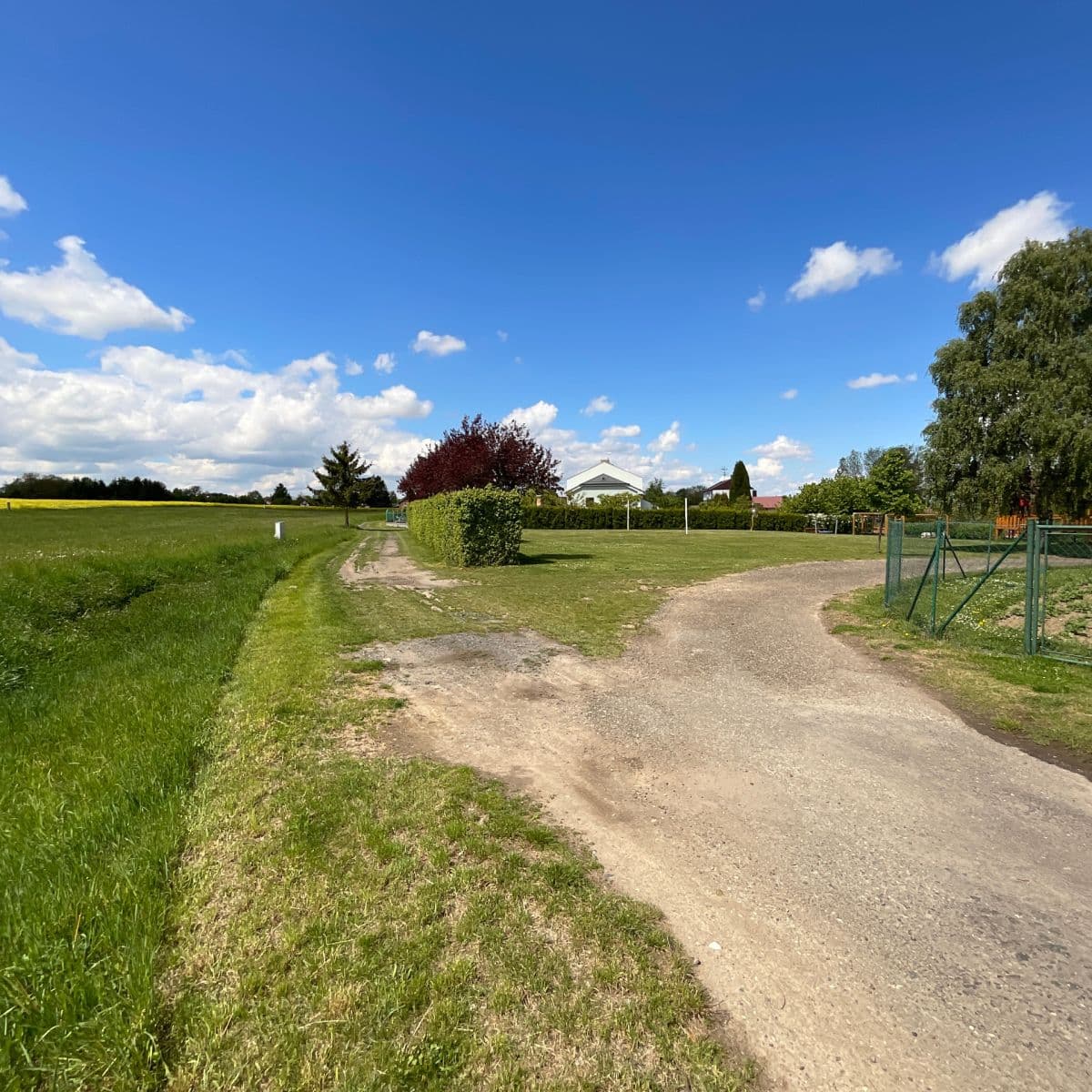 Prodej pozemku 780 m², Ohrádka II, Suchdol, Středočeský kraj Prodej pozemku 780 m², Ohrádka II, Suchdol, Středočeský kraj
