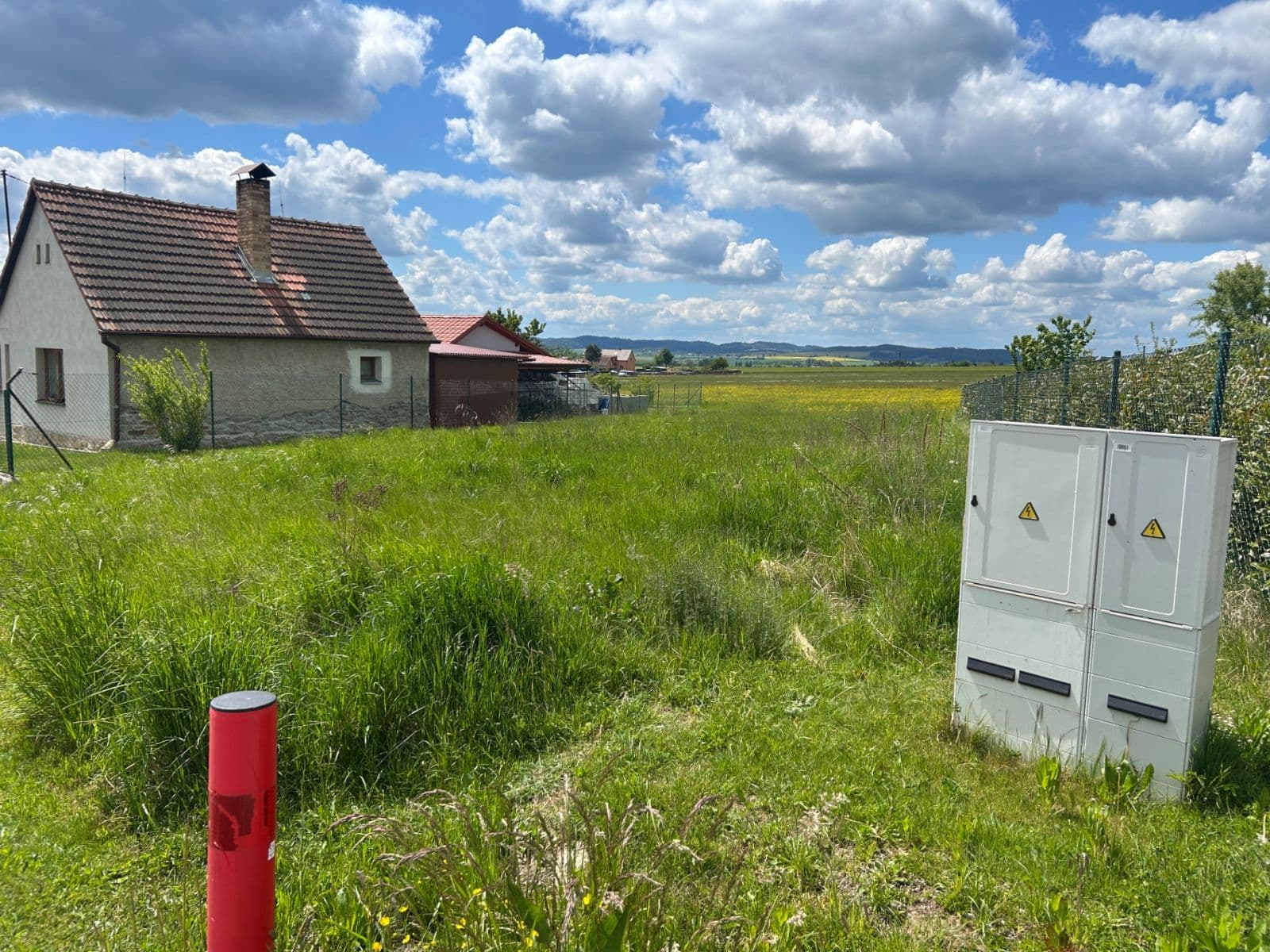 Prodej pozemku 2.108 m², Slabčice, Jihočeský kraj Prodej pozemku 2.108 m², Slabčice, Jihočeský kraj