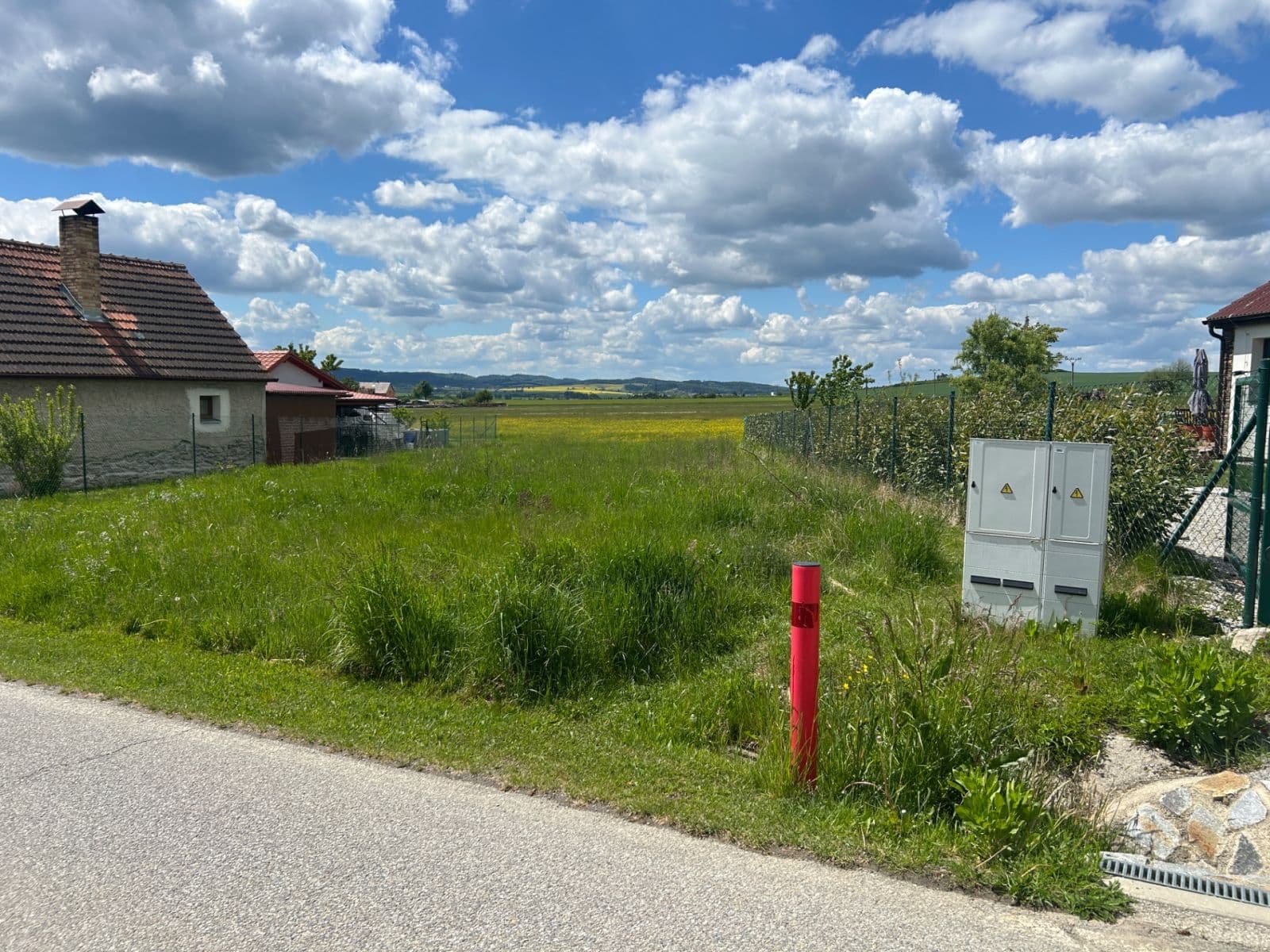 Prodej pozemku 2.108 m², Slabčice, Jihočeský kraj Prodej pozemku 2.108 m², Slabčice, Jihočeský kraj