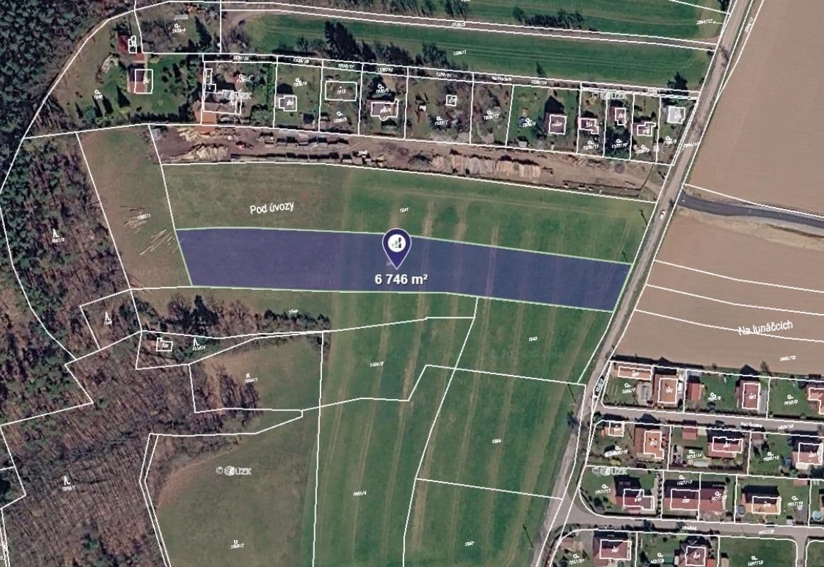 Prodej pozemku 6.746 m², Hrusice, Středočeský kraj Prodej pozemku 6.746 m², Hrusice, Středočeský kraj