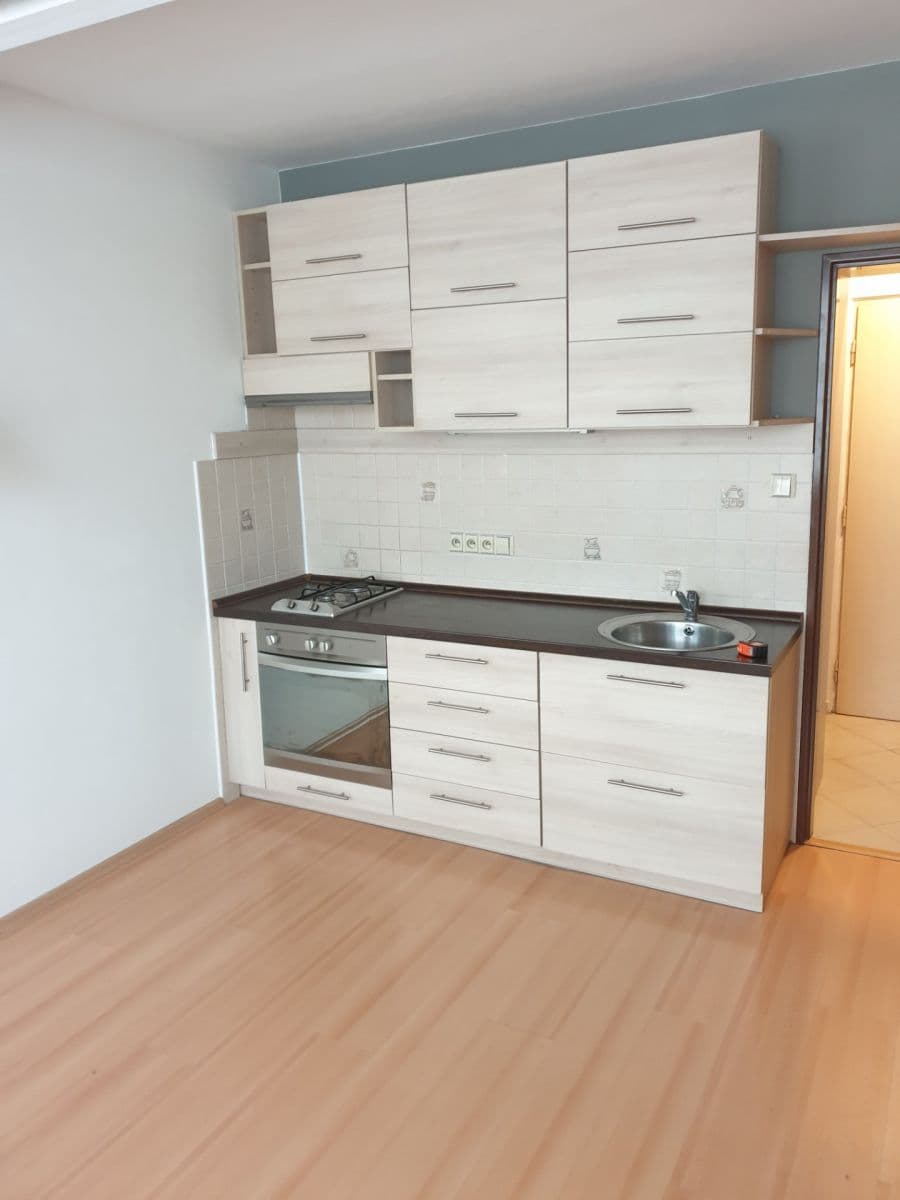 Pronájem bytu 1+kk 33 m², Horáčkova, Praha, Praha Pronájem bytu 1+kk 33 m², Horáčkova, Praha, Praha